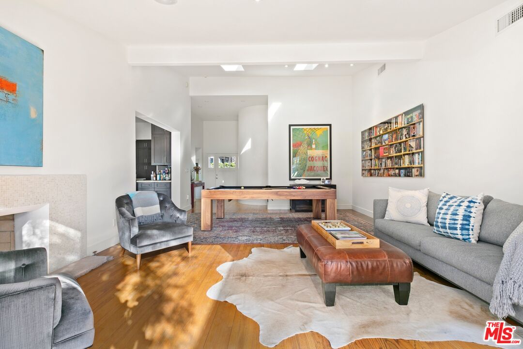 843 Enchanted Way