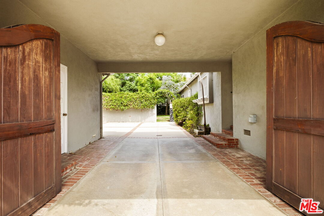 14907 Camarosa Dr