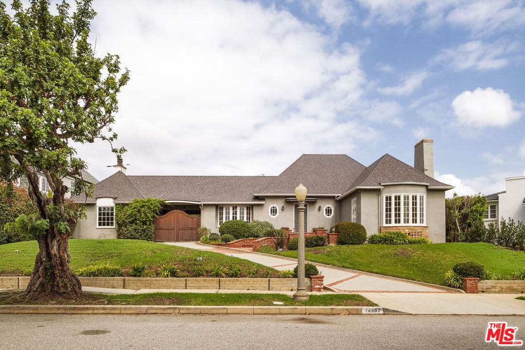 14907 Camarosa Dr