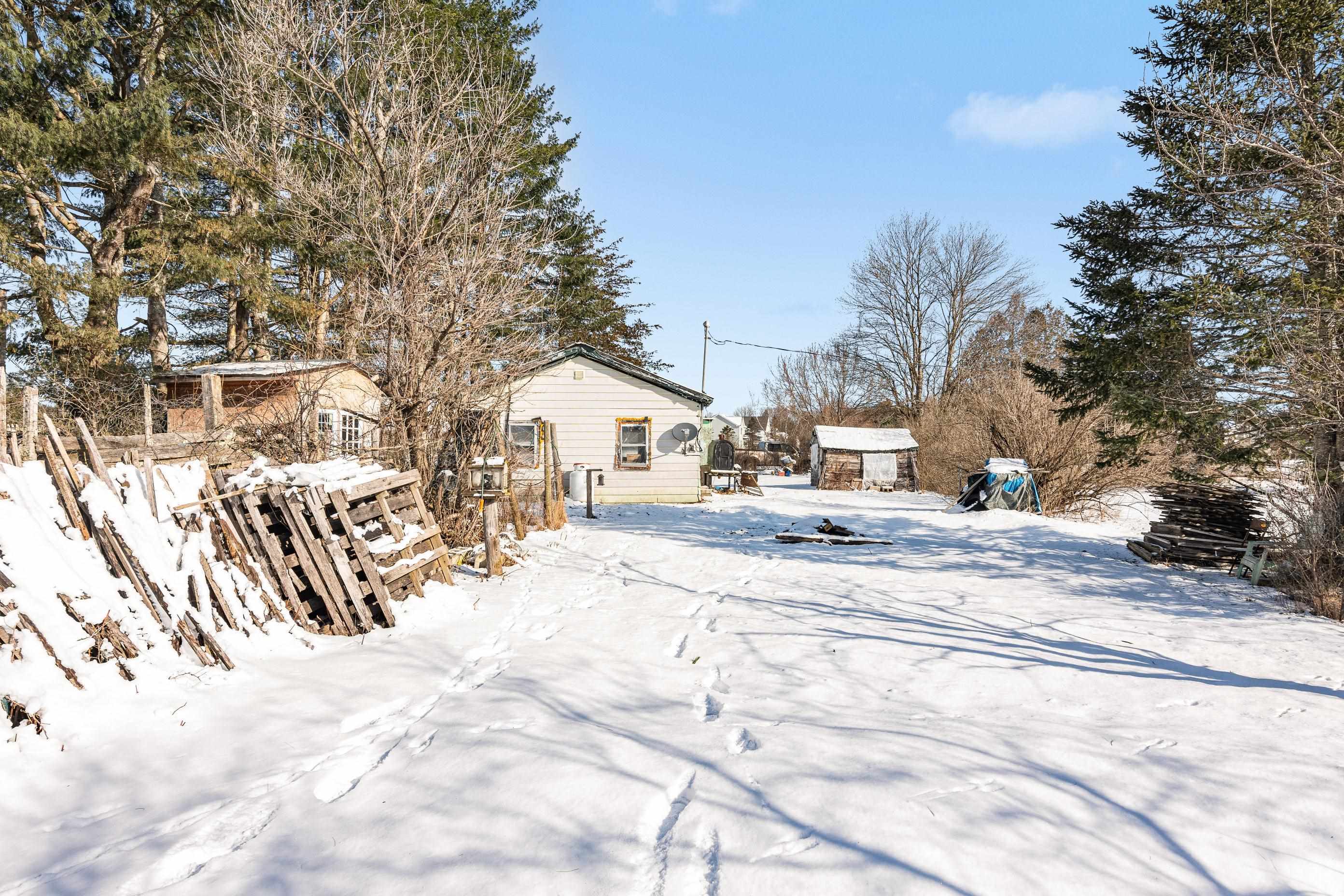 341 Plains Road