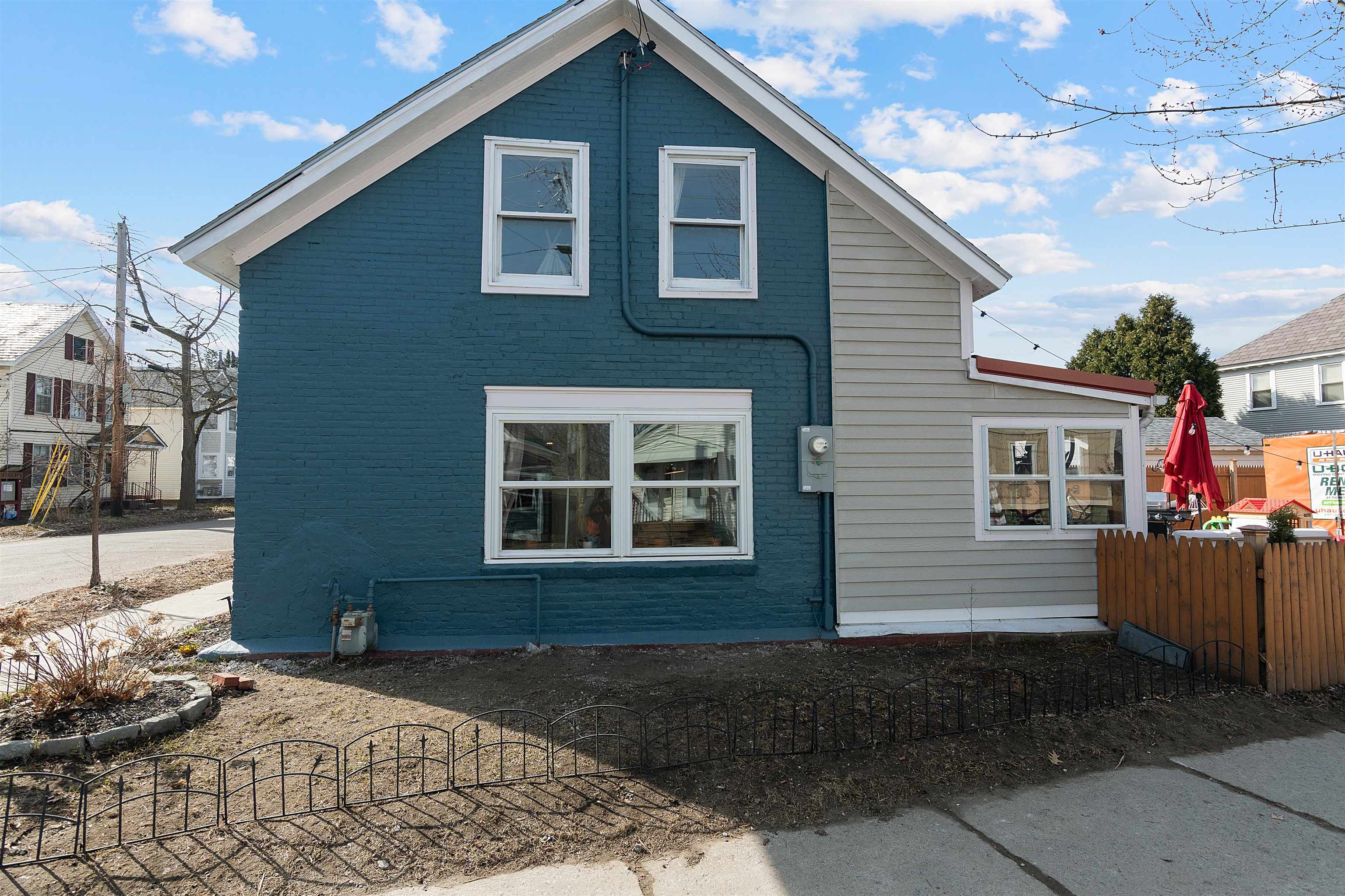 105 Lafountain Street