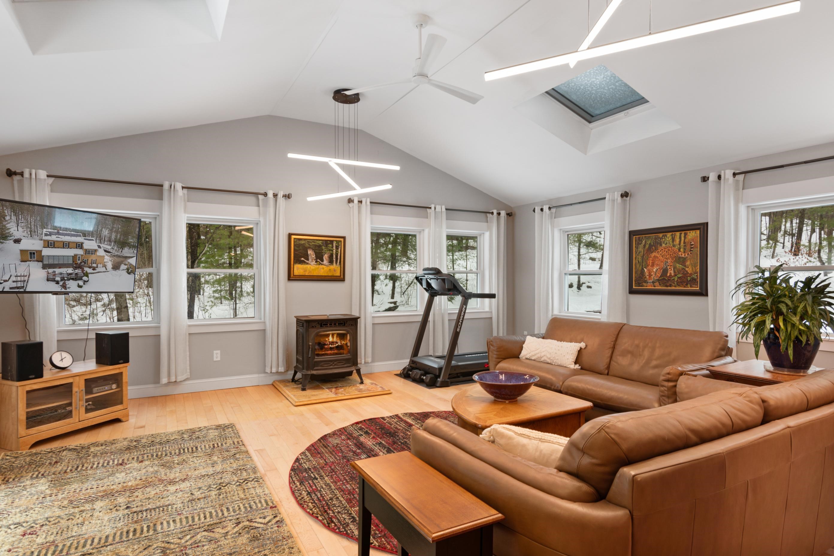 112 Lamore Road