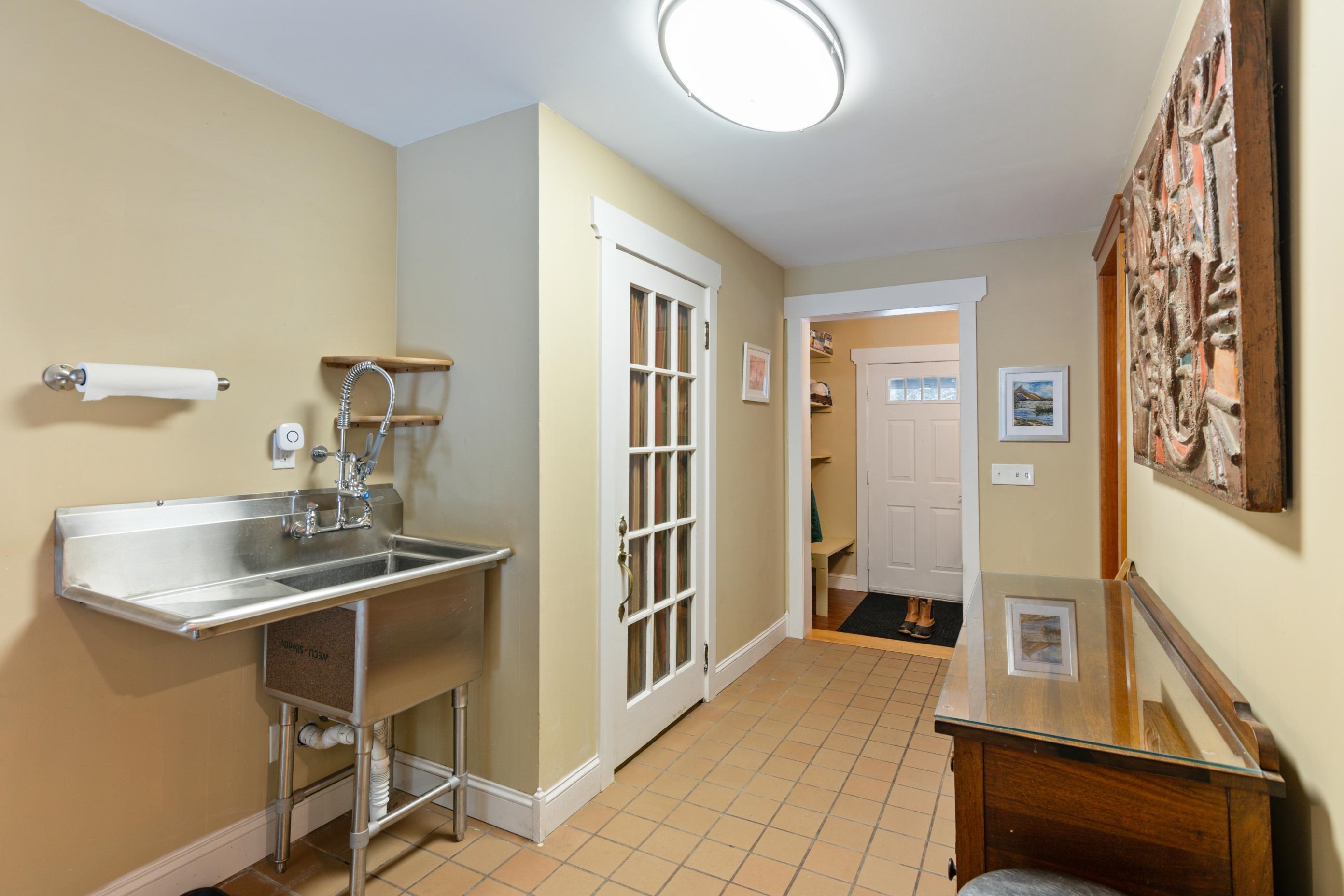 112 Lamore Road