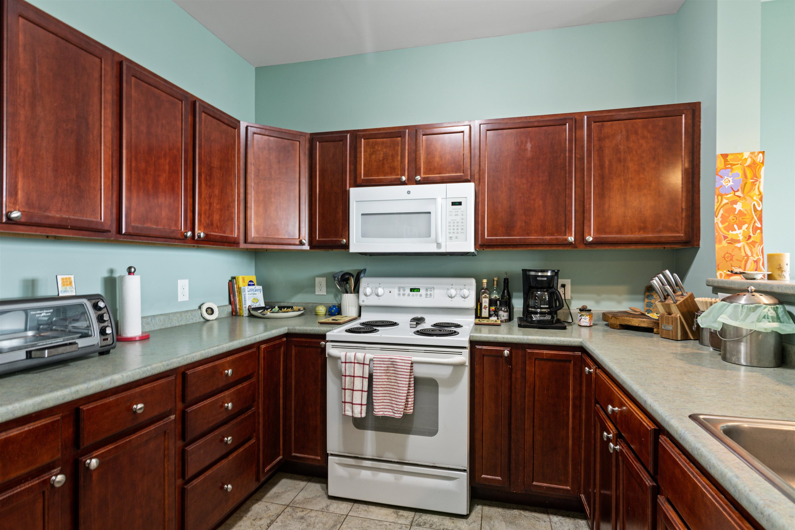 370 Farrell Street Unit: 415