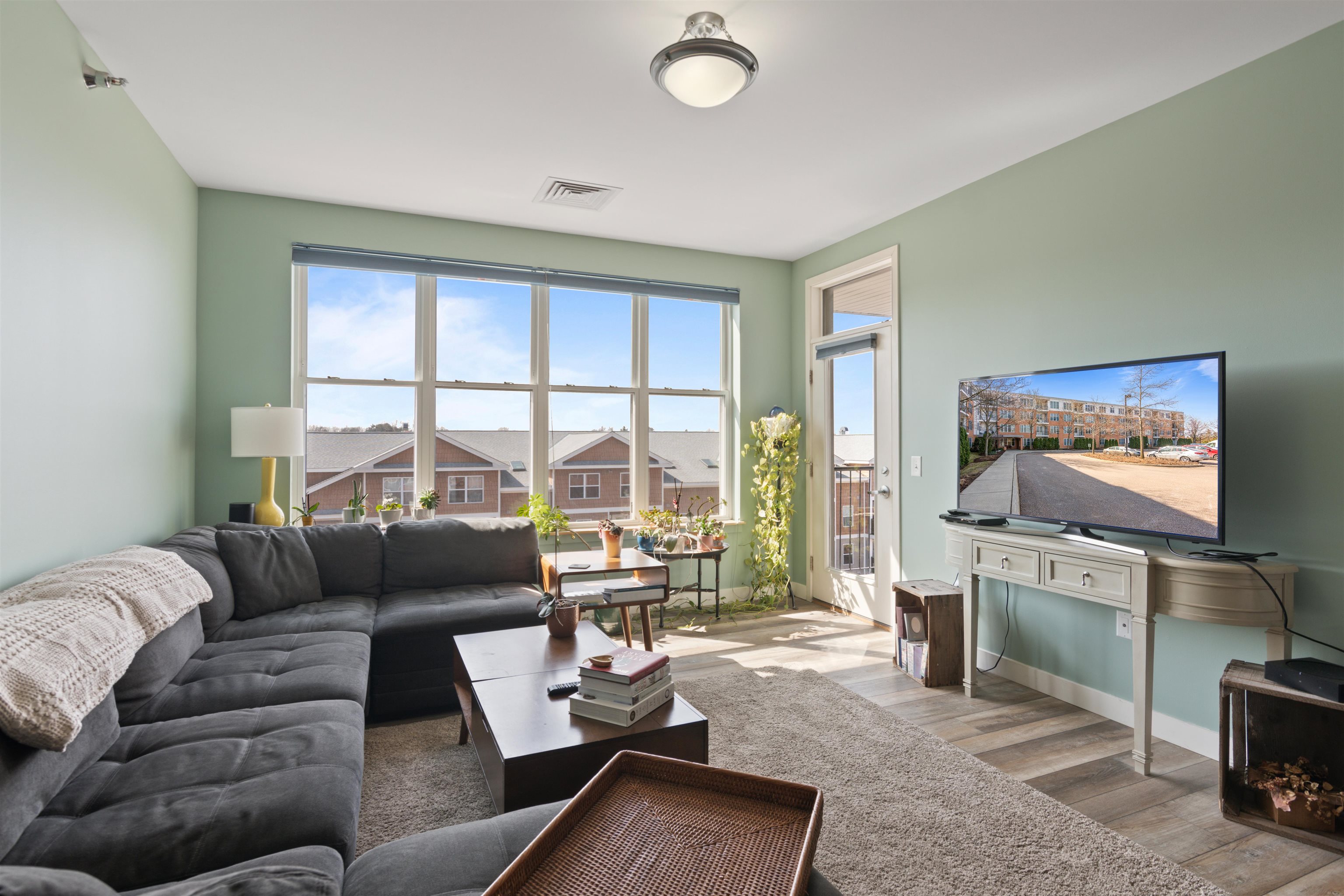 370 Farrell Street Unit: 415