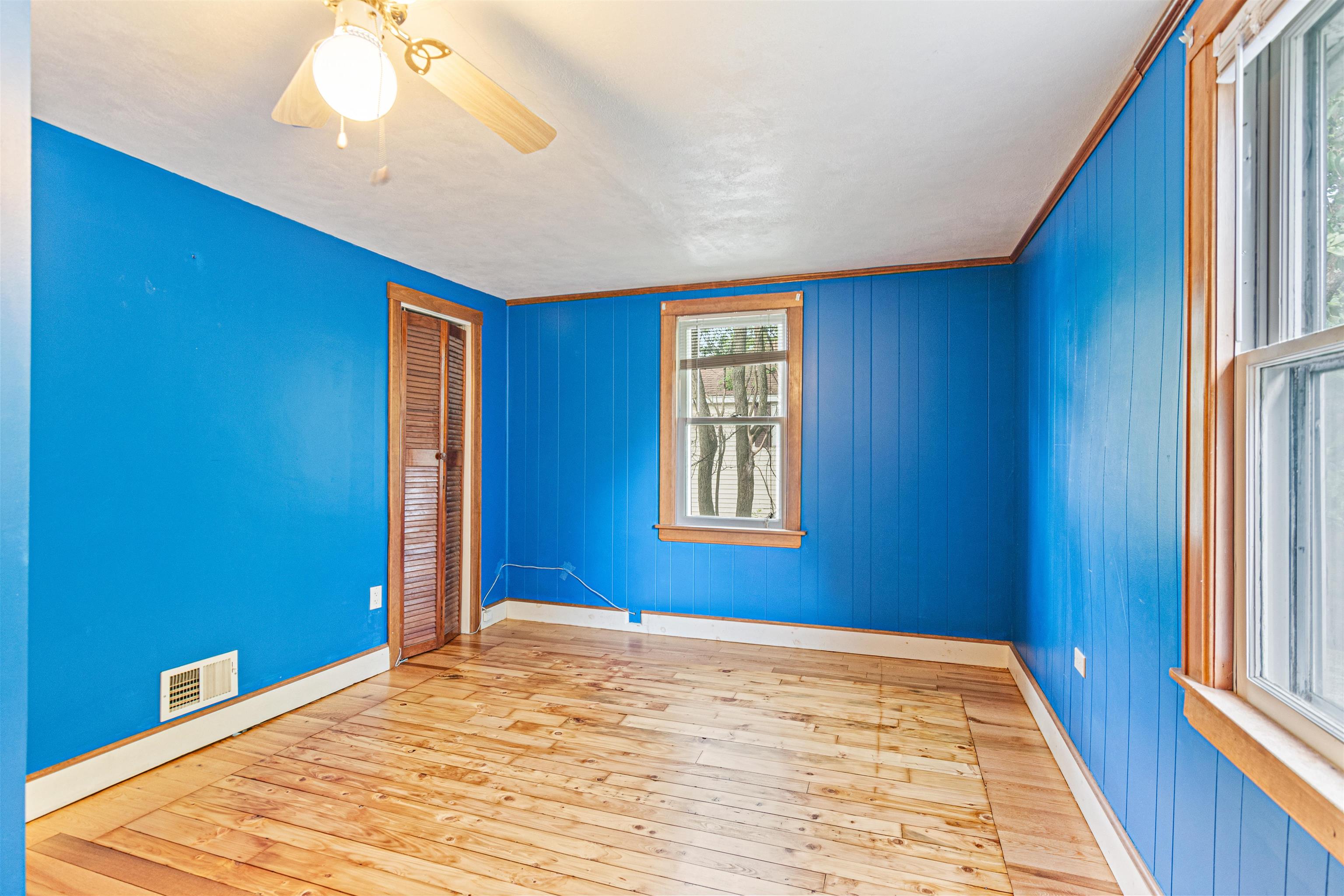 164 Woodbury Road
