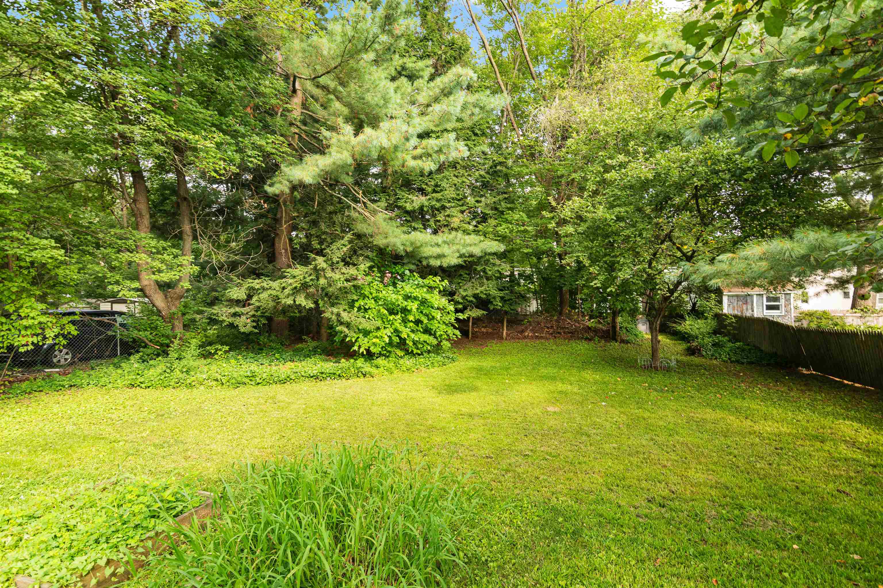 164 Woodbury Road