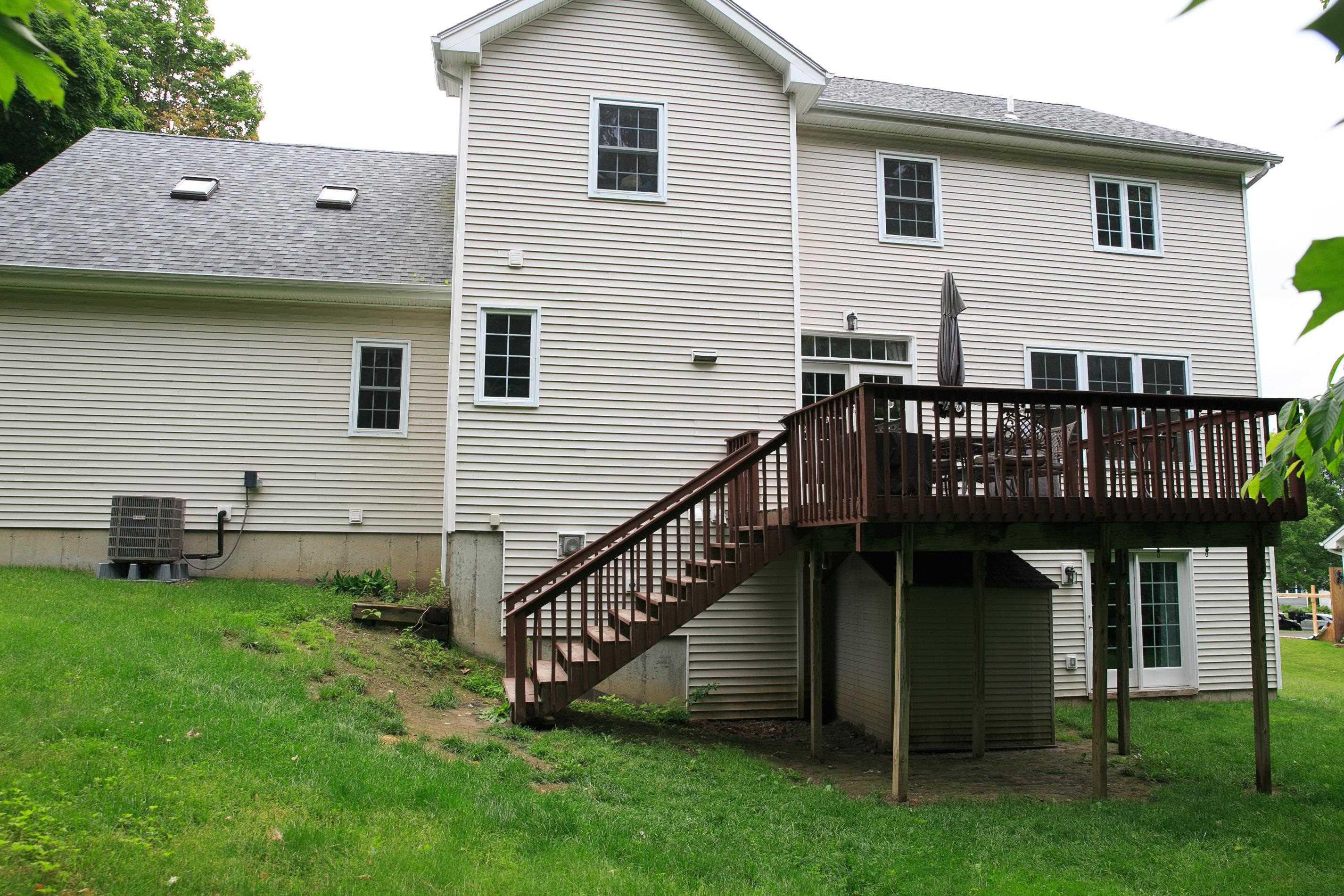 37 Ledge Drive
