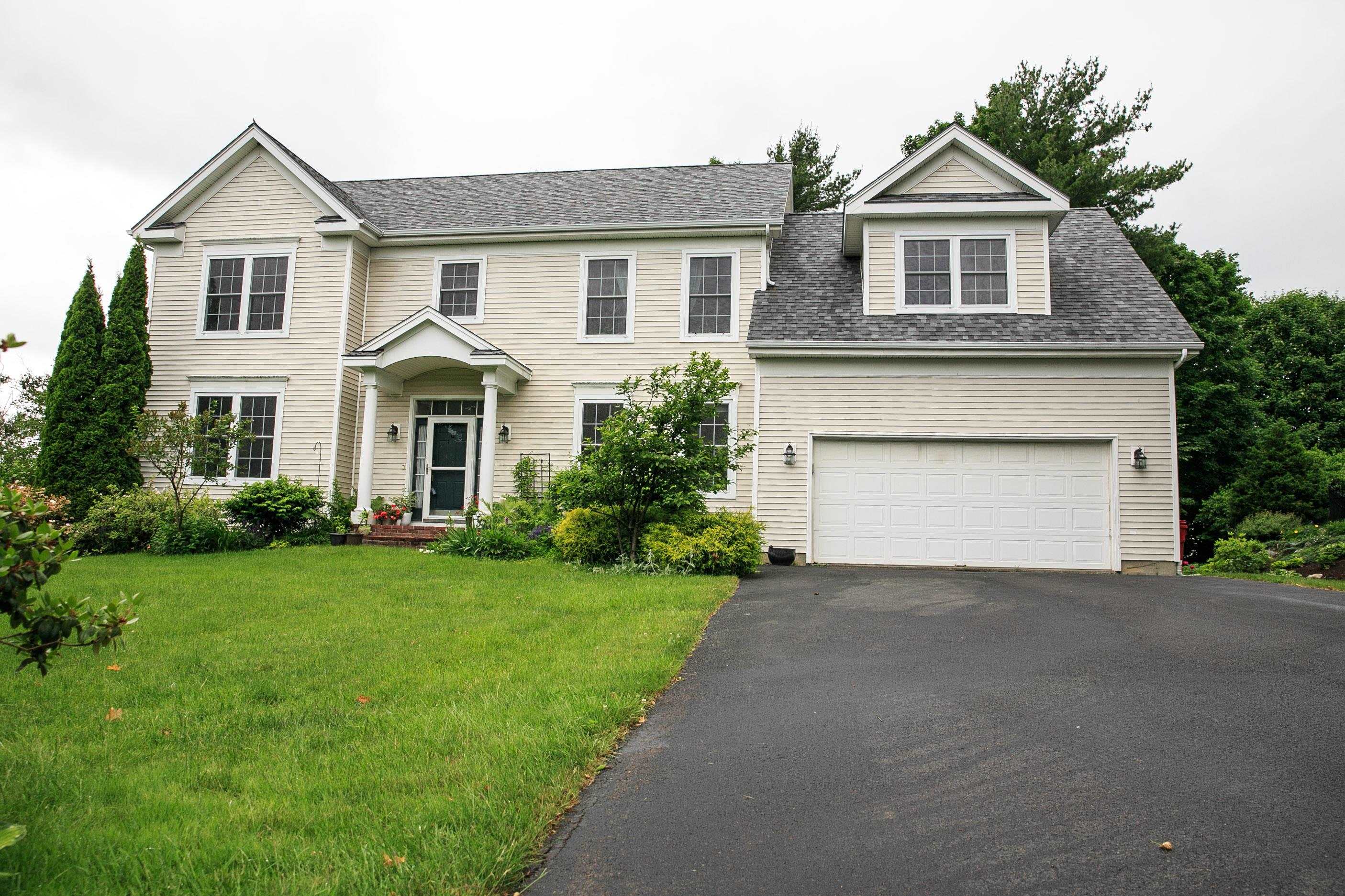 37 Ledge Drive