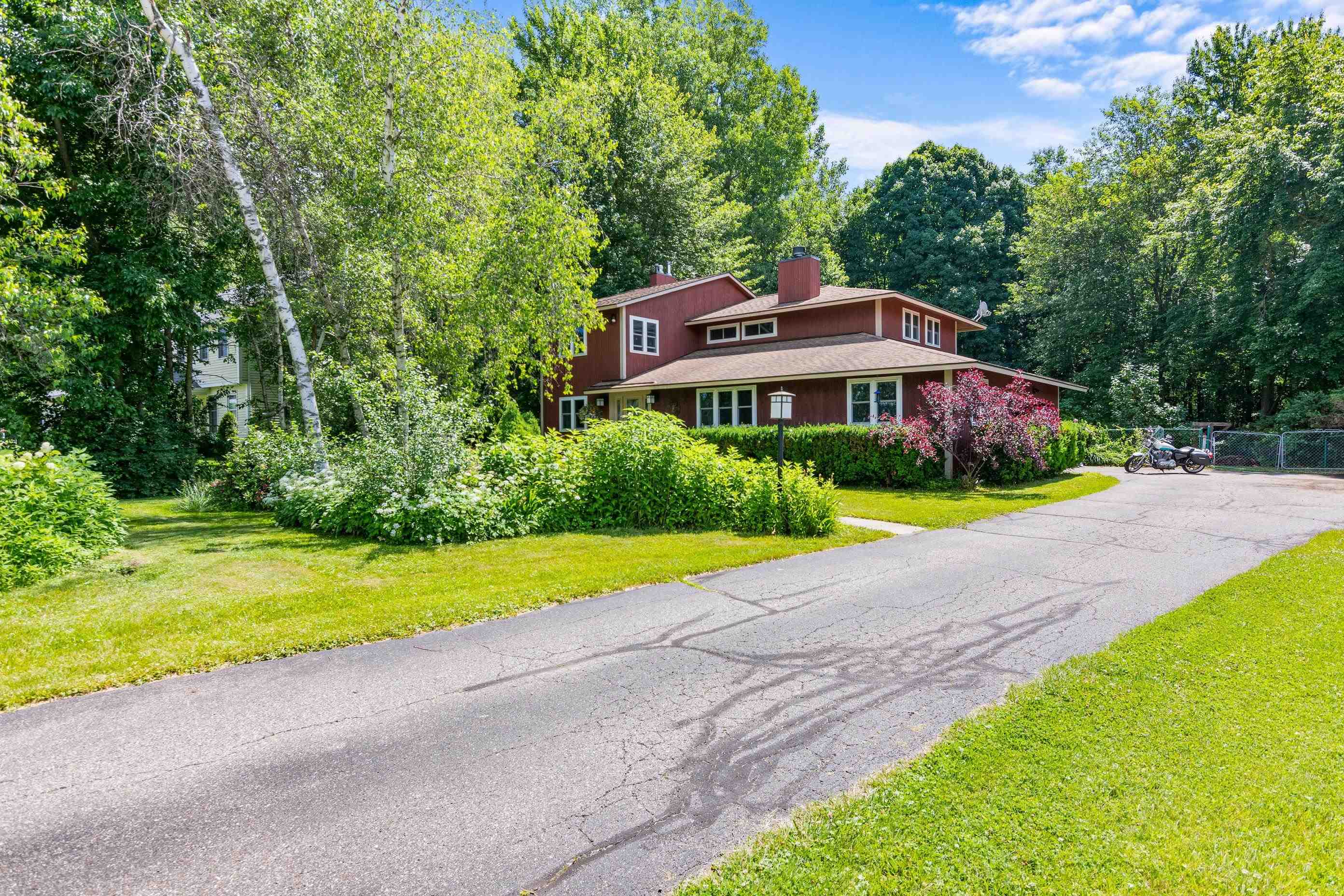 81 Pretty Road
