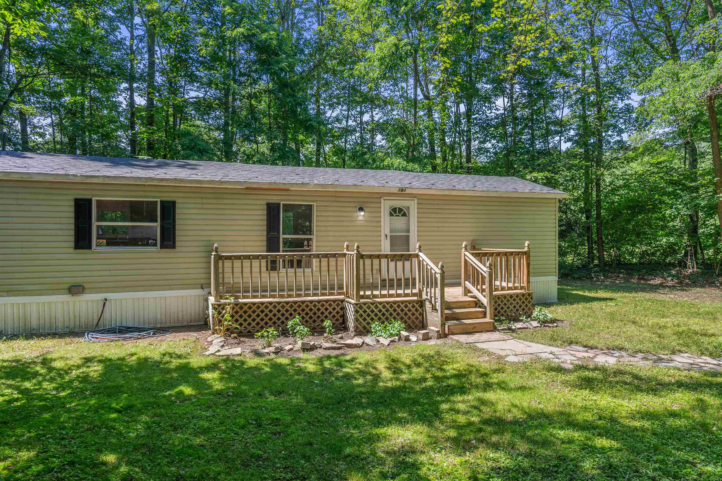 184 Waverly Circle