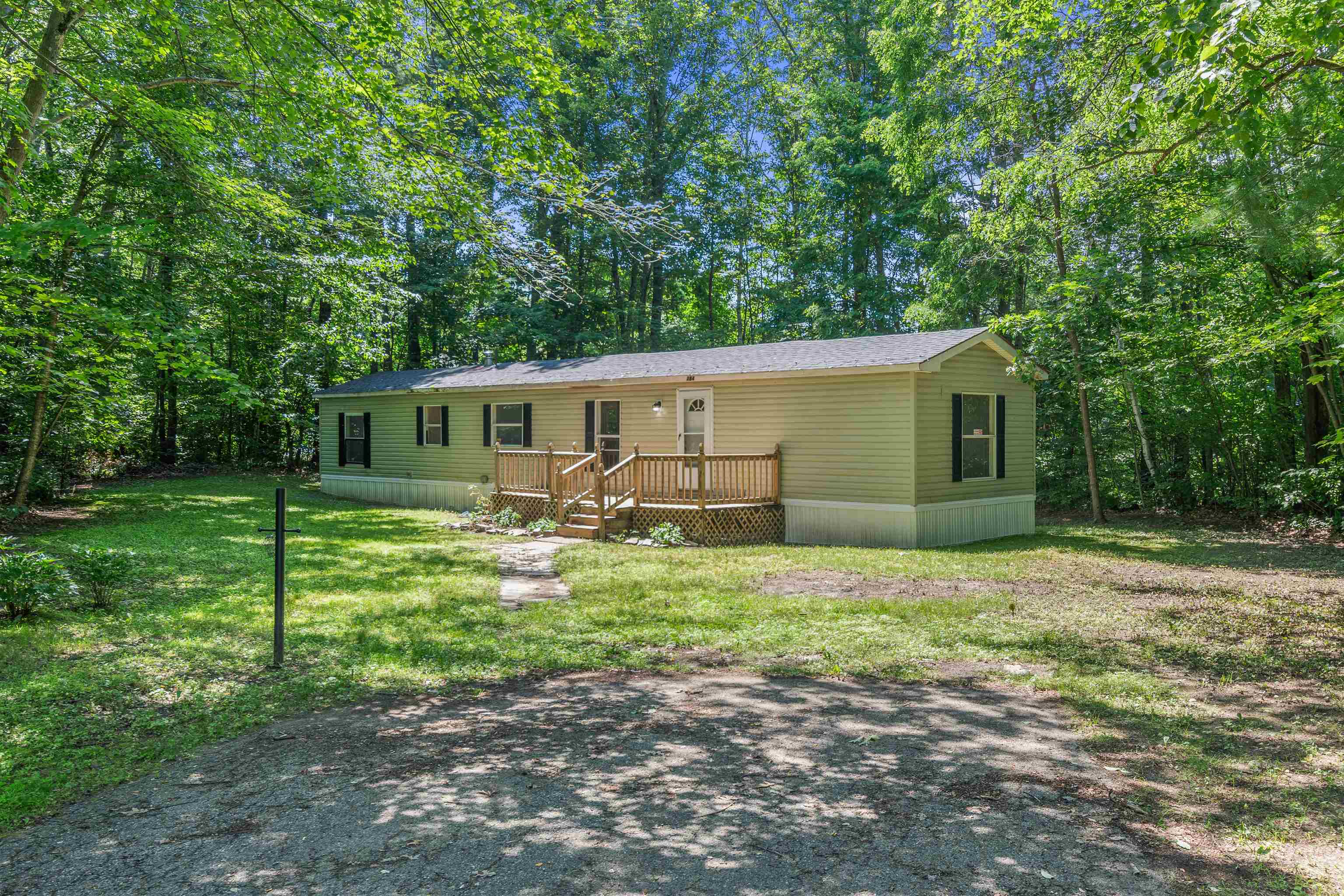 184 Waverly Circle