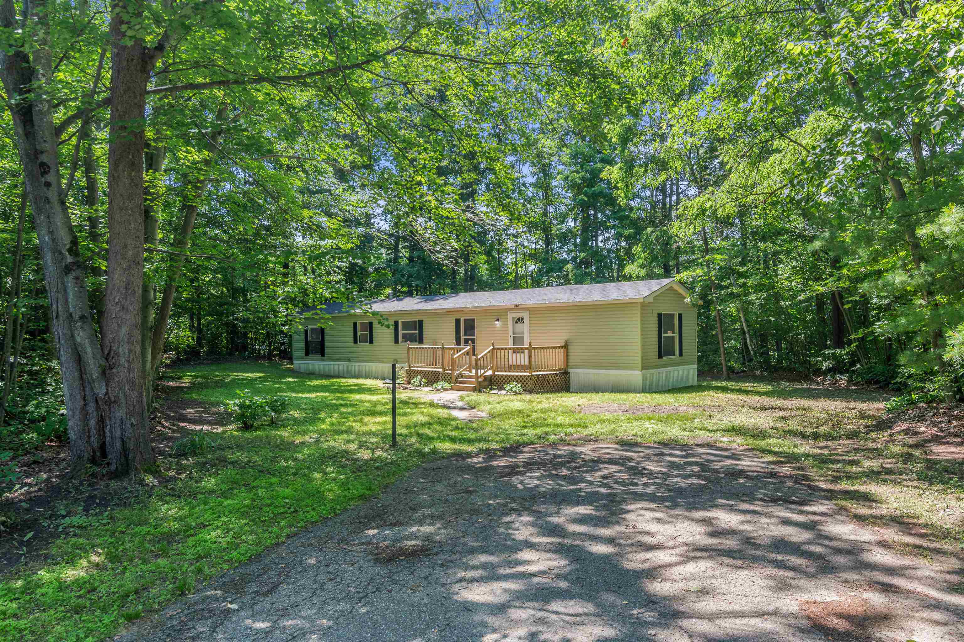 184 Waverly Circle