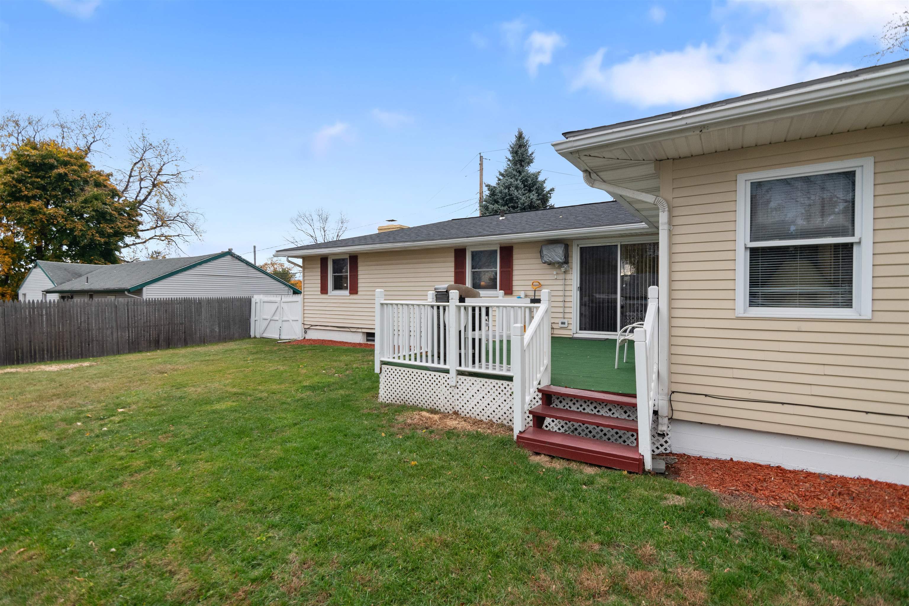 302 Lafountain Street