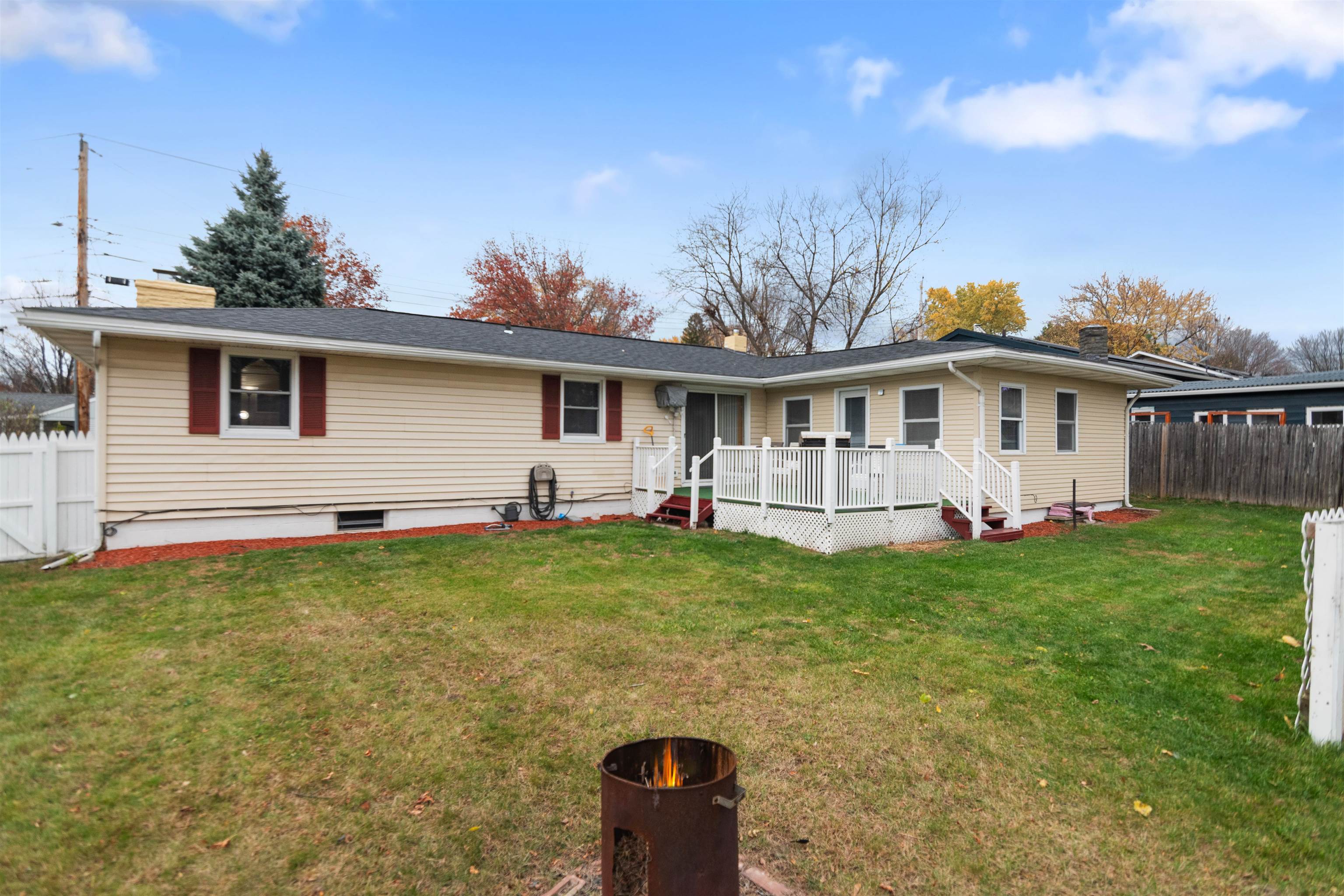 302 Lafountain Street