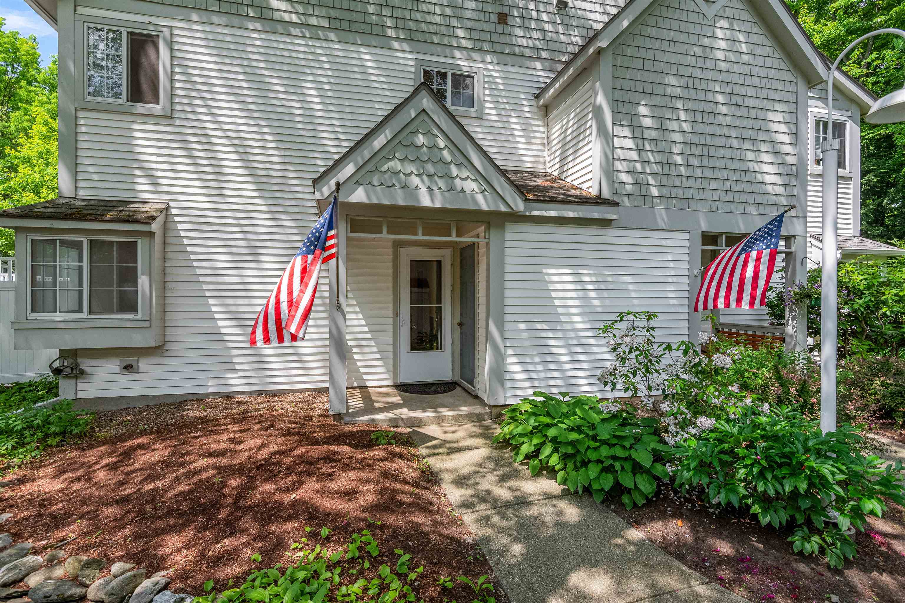29 Winding Brook Drive