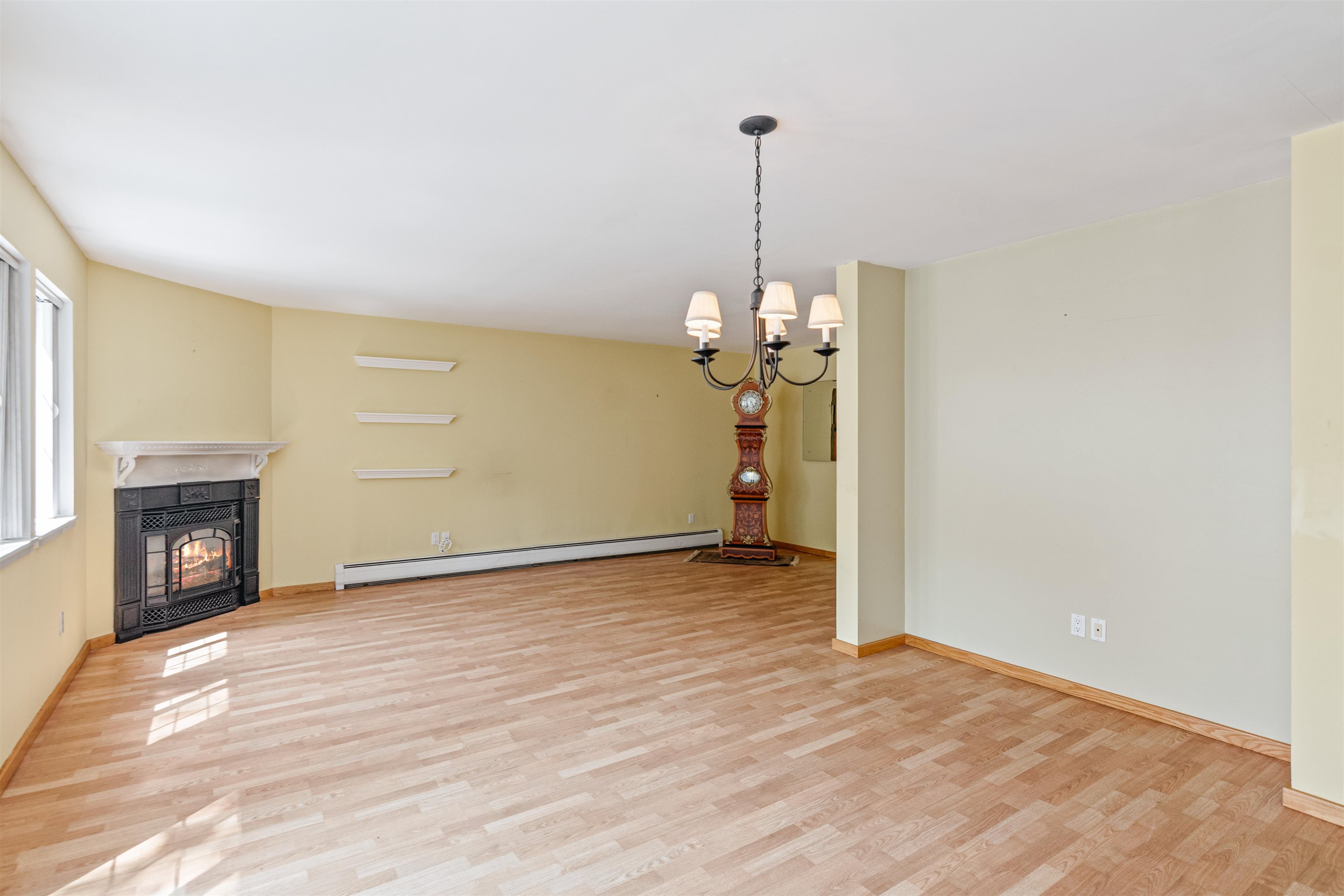 29 Winding Brook Drive