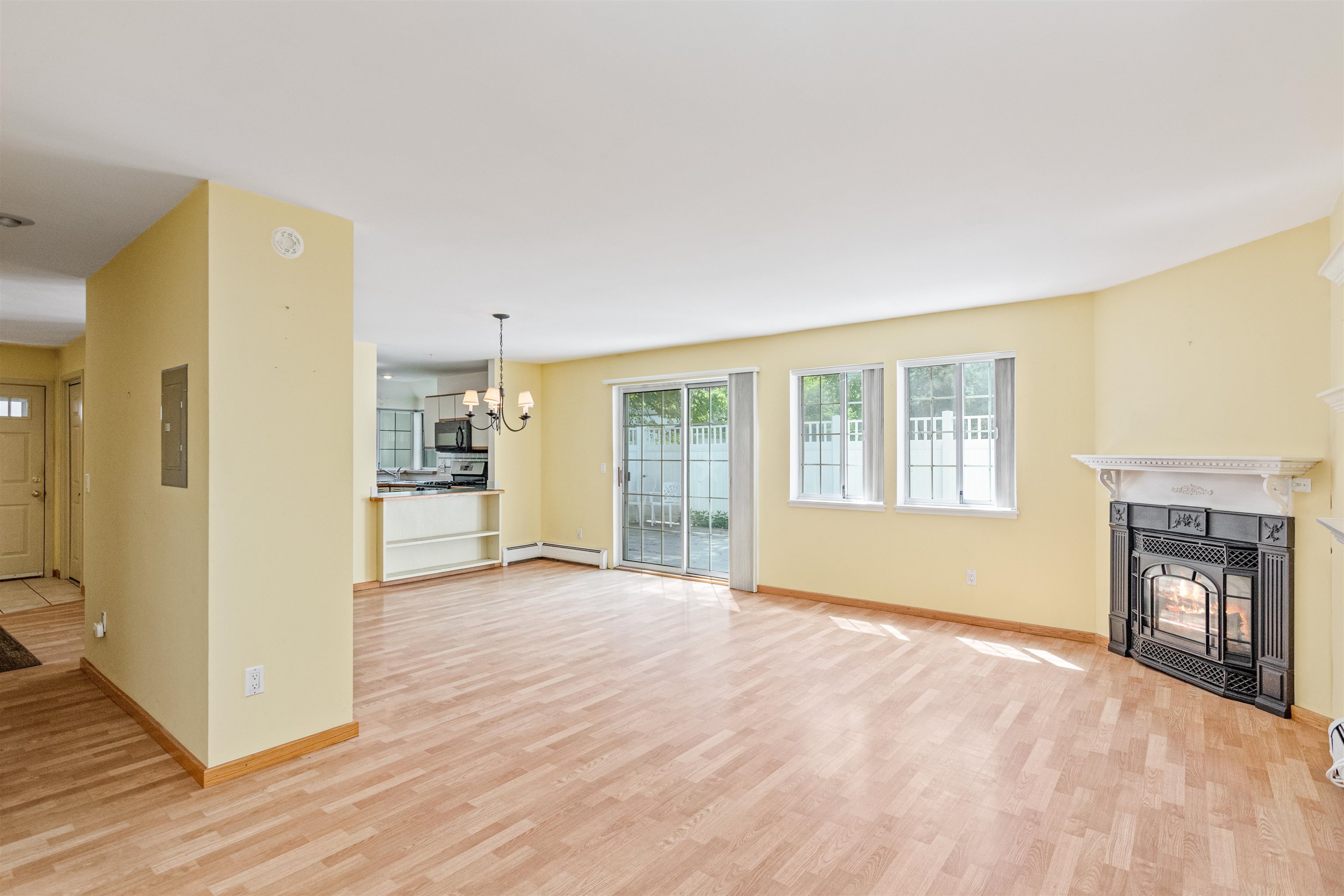 29 Winding Brook Drive