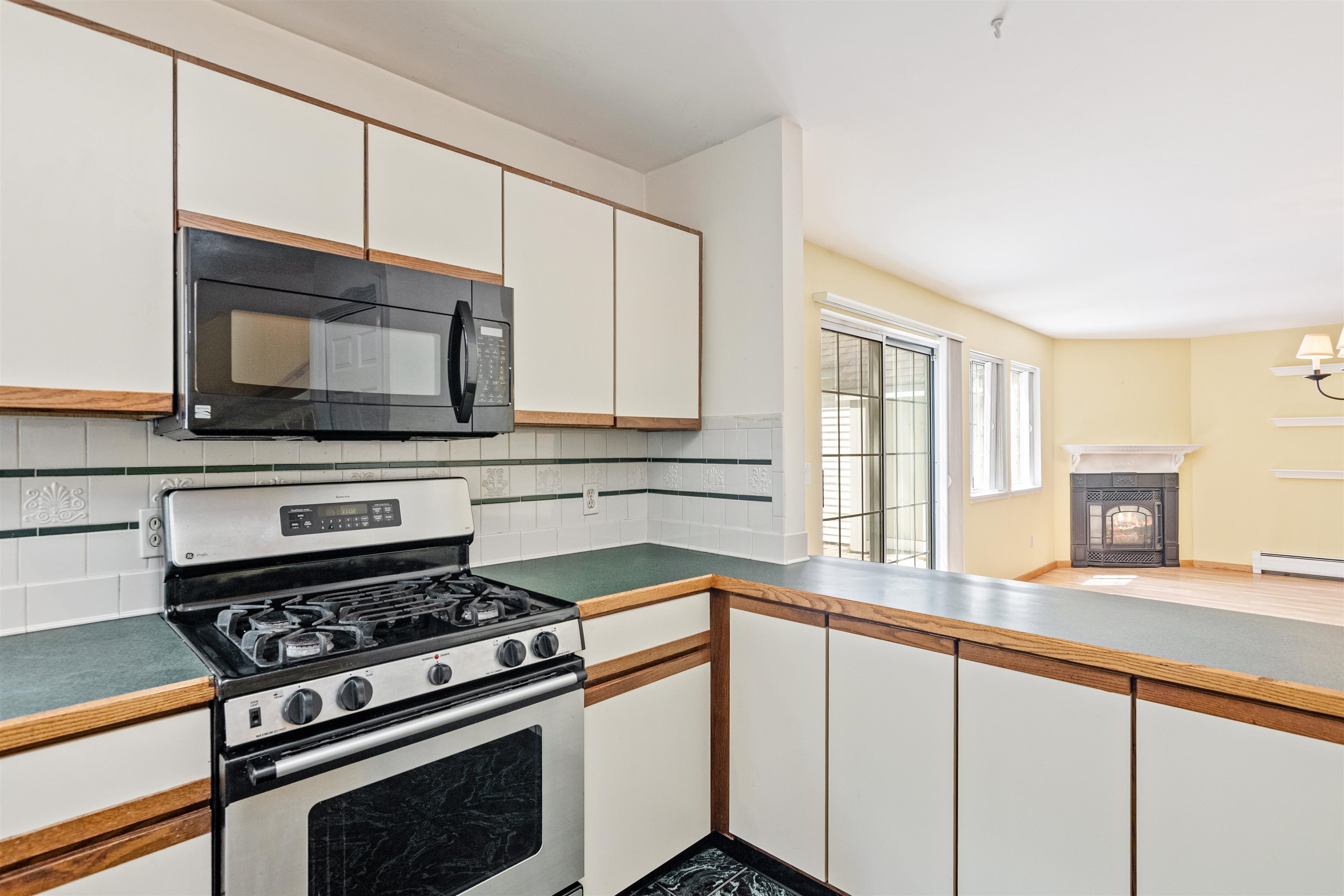 29 Winding Brook Drive