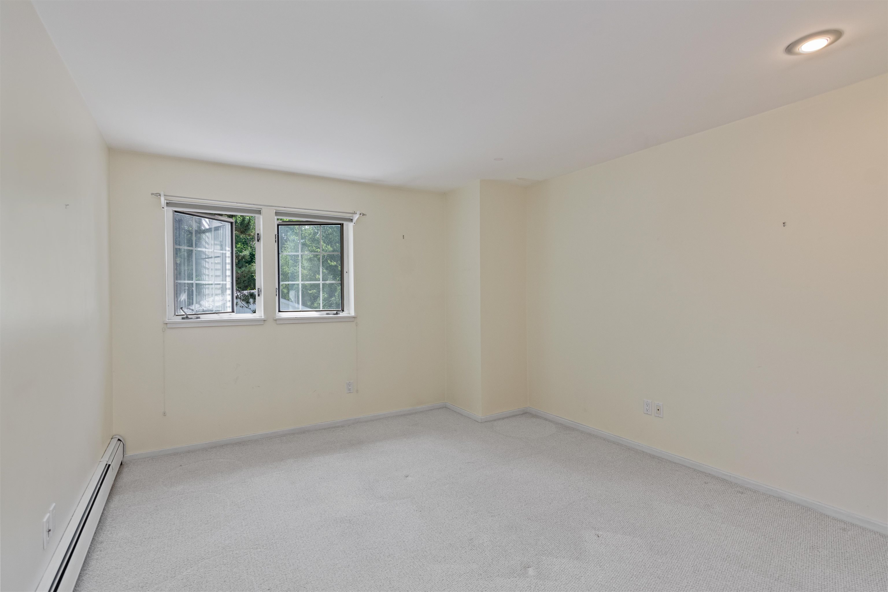 29 Winding Brook Drive