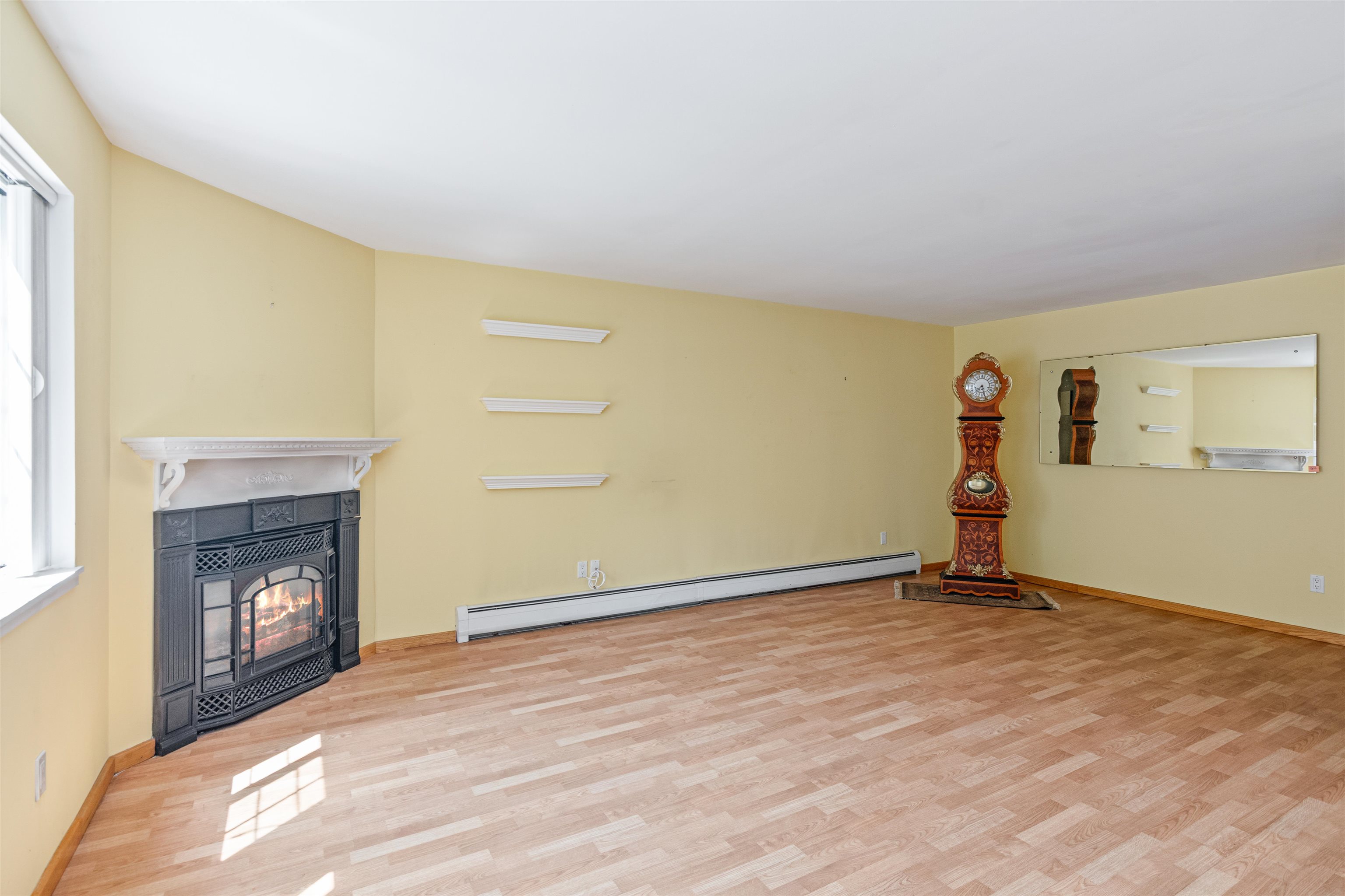 29 Winding Brook Drive
