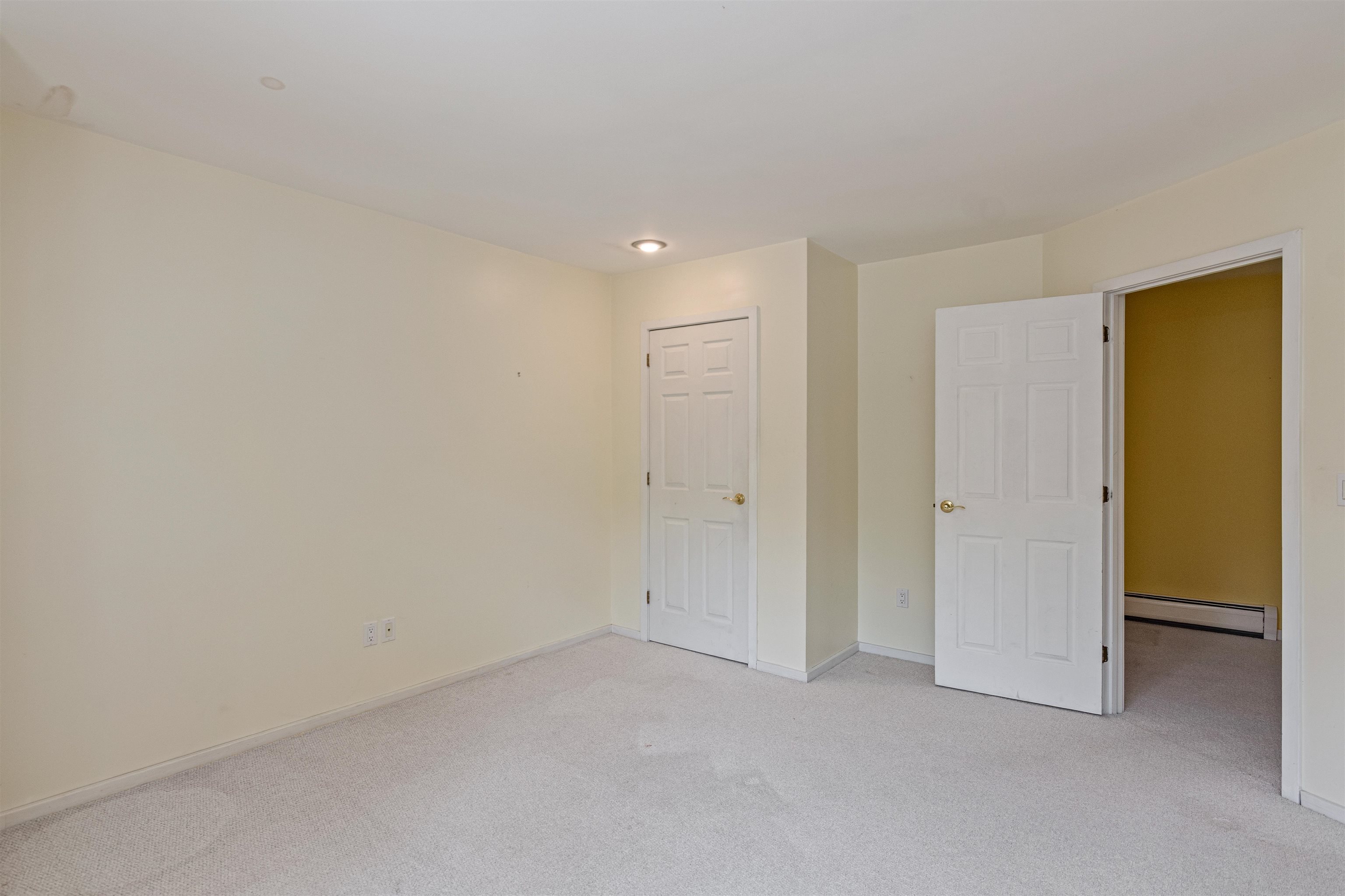29 Winding Brook Drive