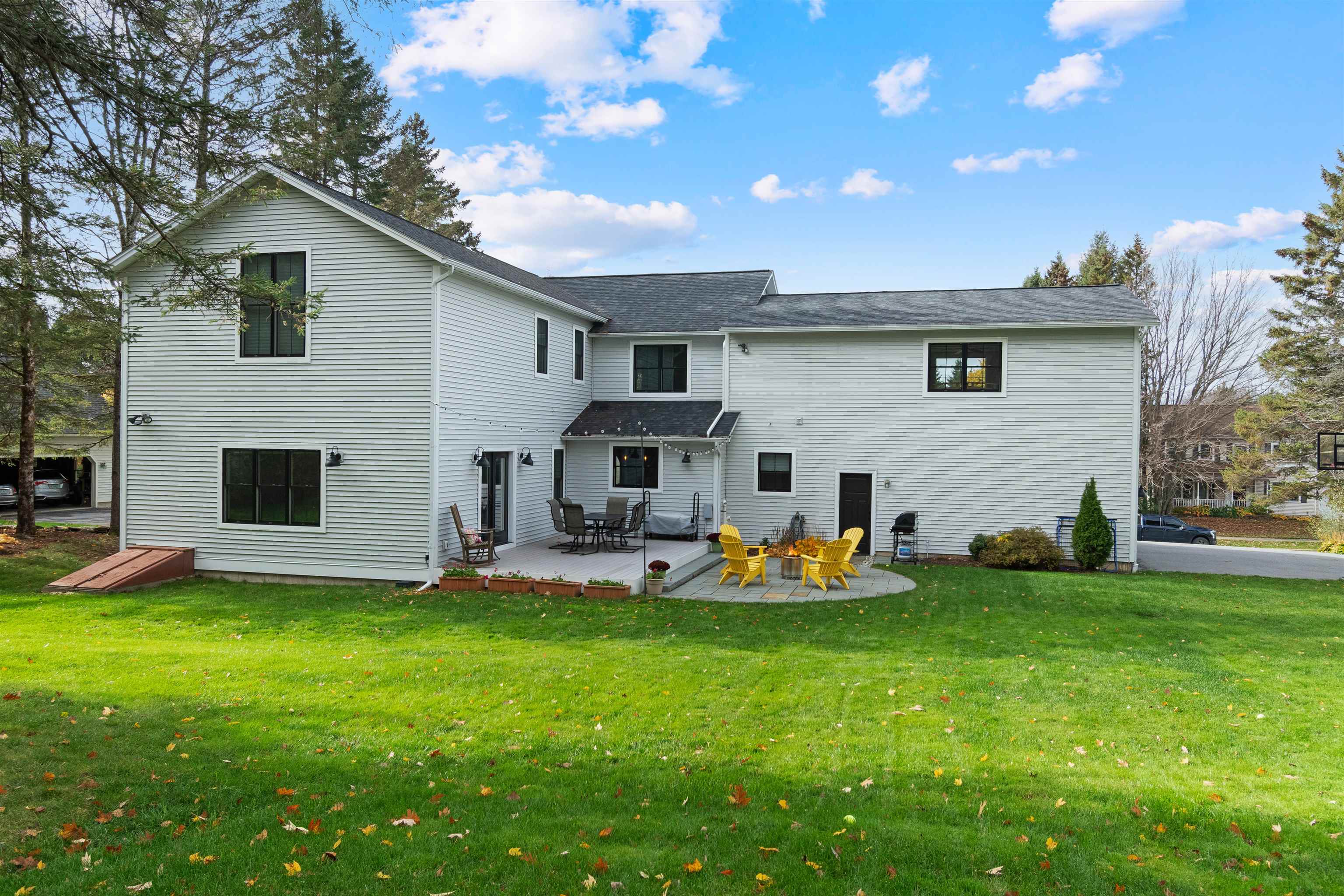 144 Hillcrest Lane