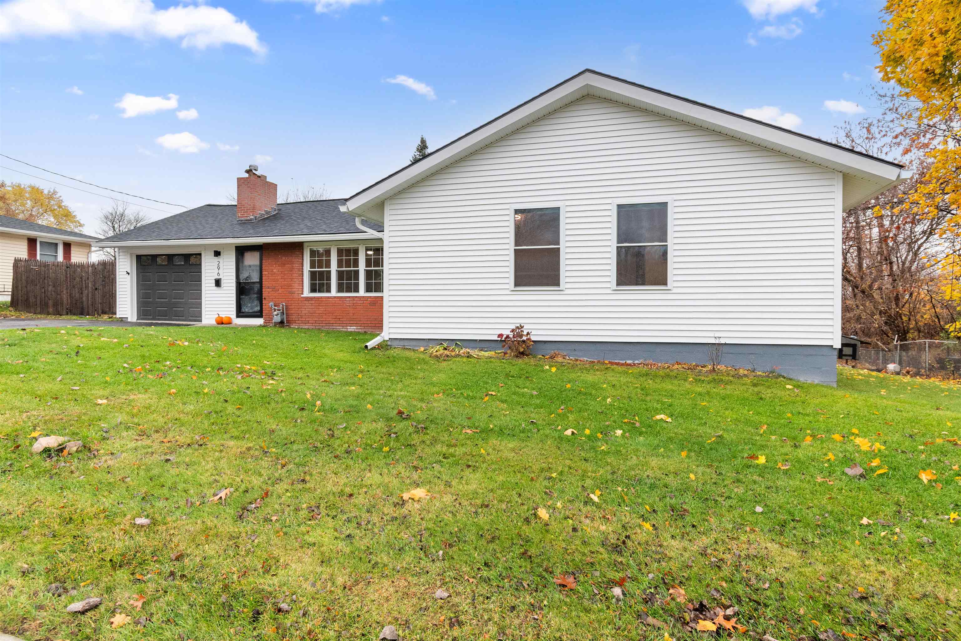 296 Lafountain Street