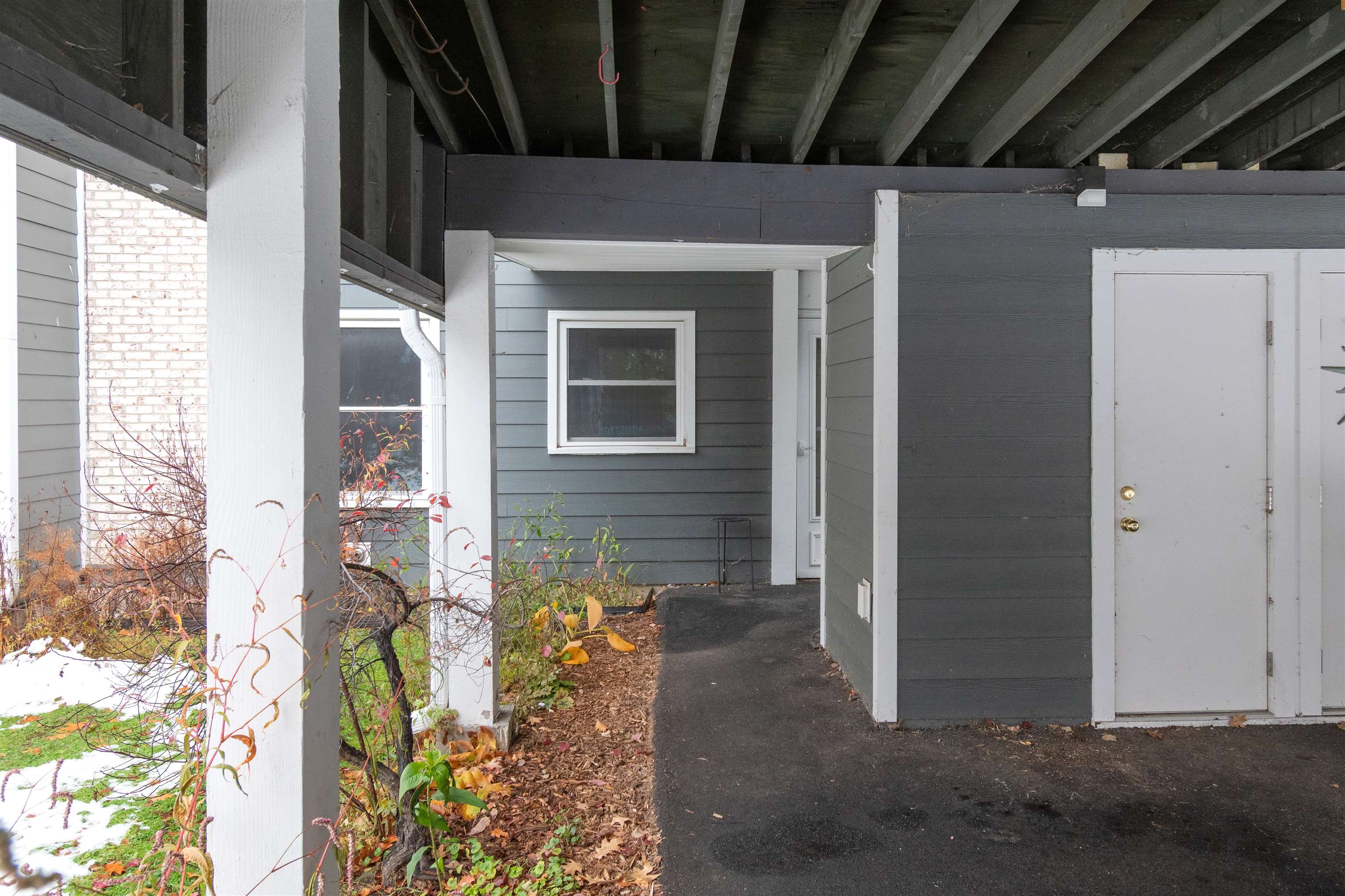8 Timber Lane Unit: 29