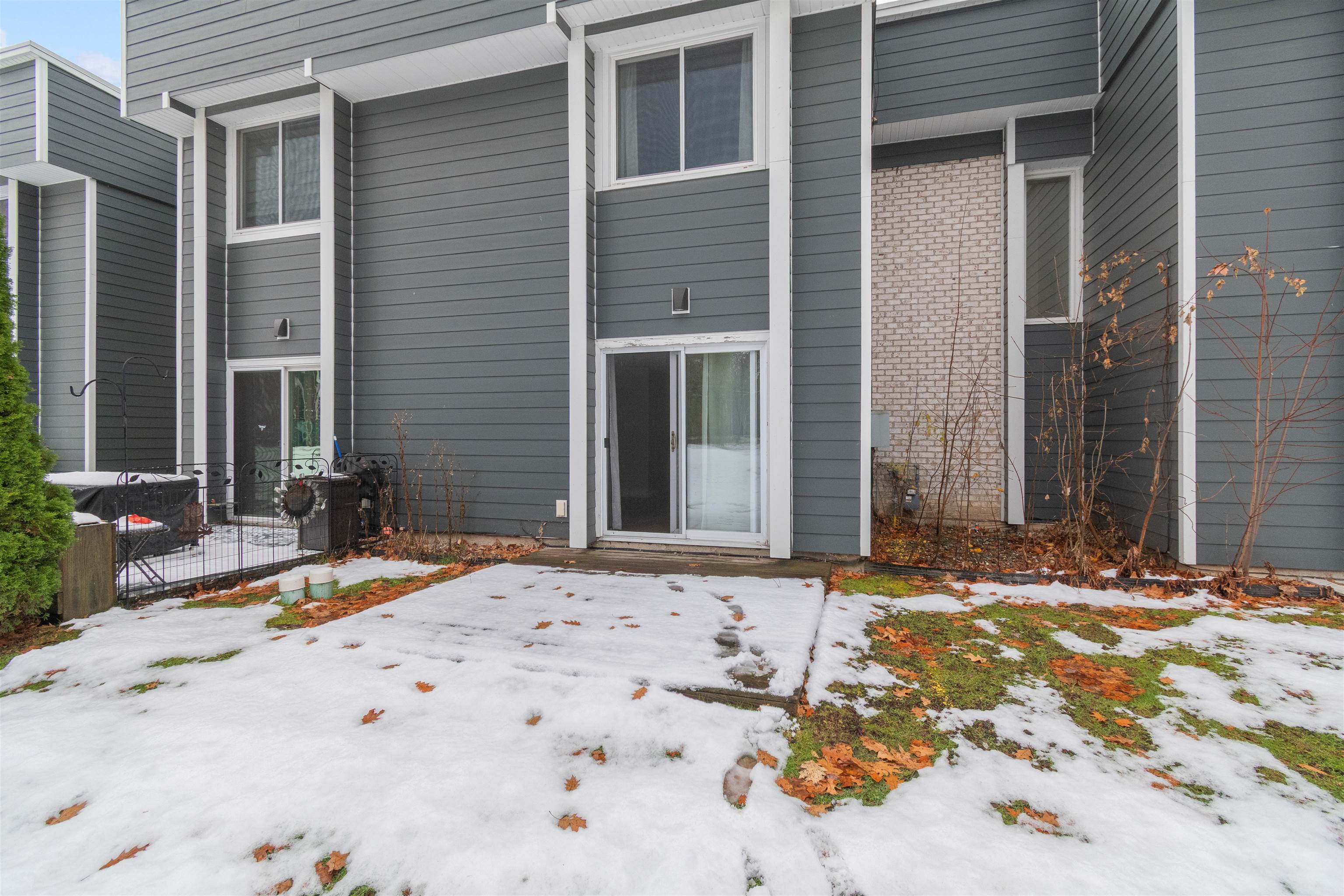 8 Timber Lane Unit: 29