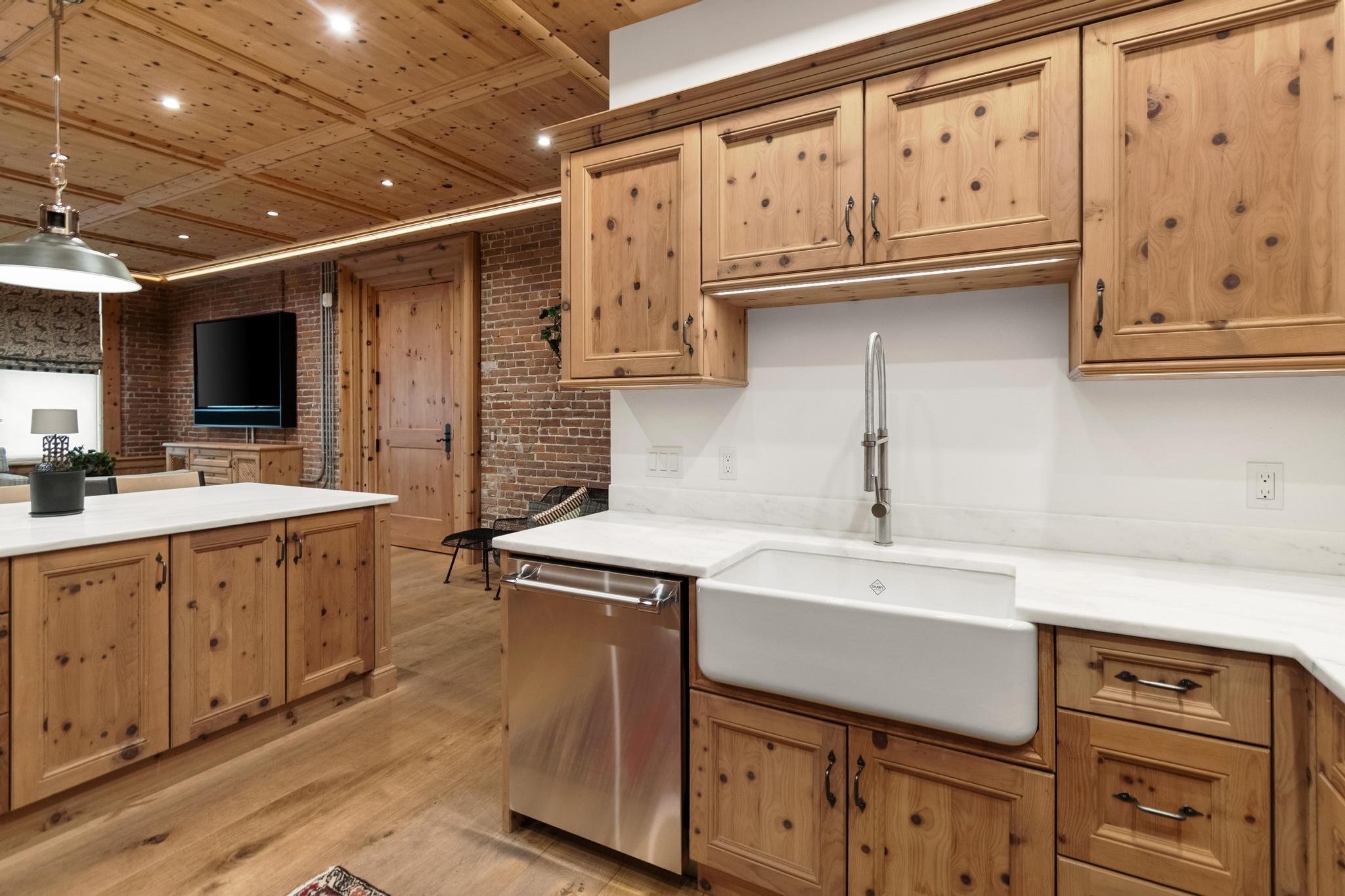 94 Church Street Unit: B