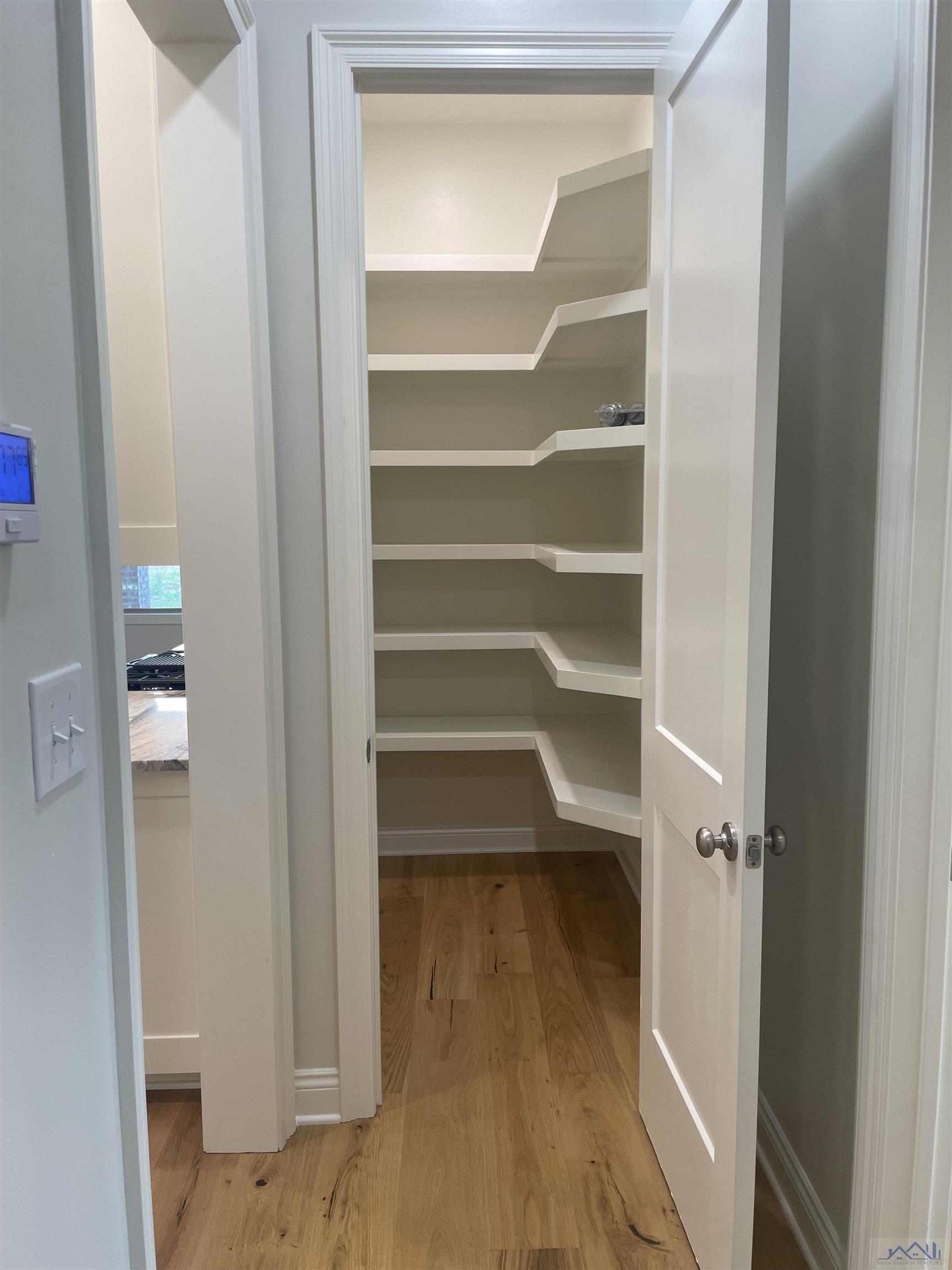 351 Ravensaide Drive