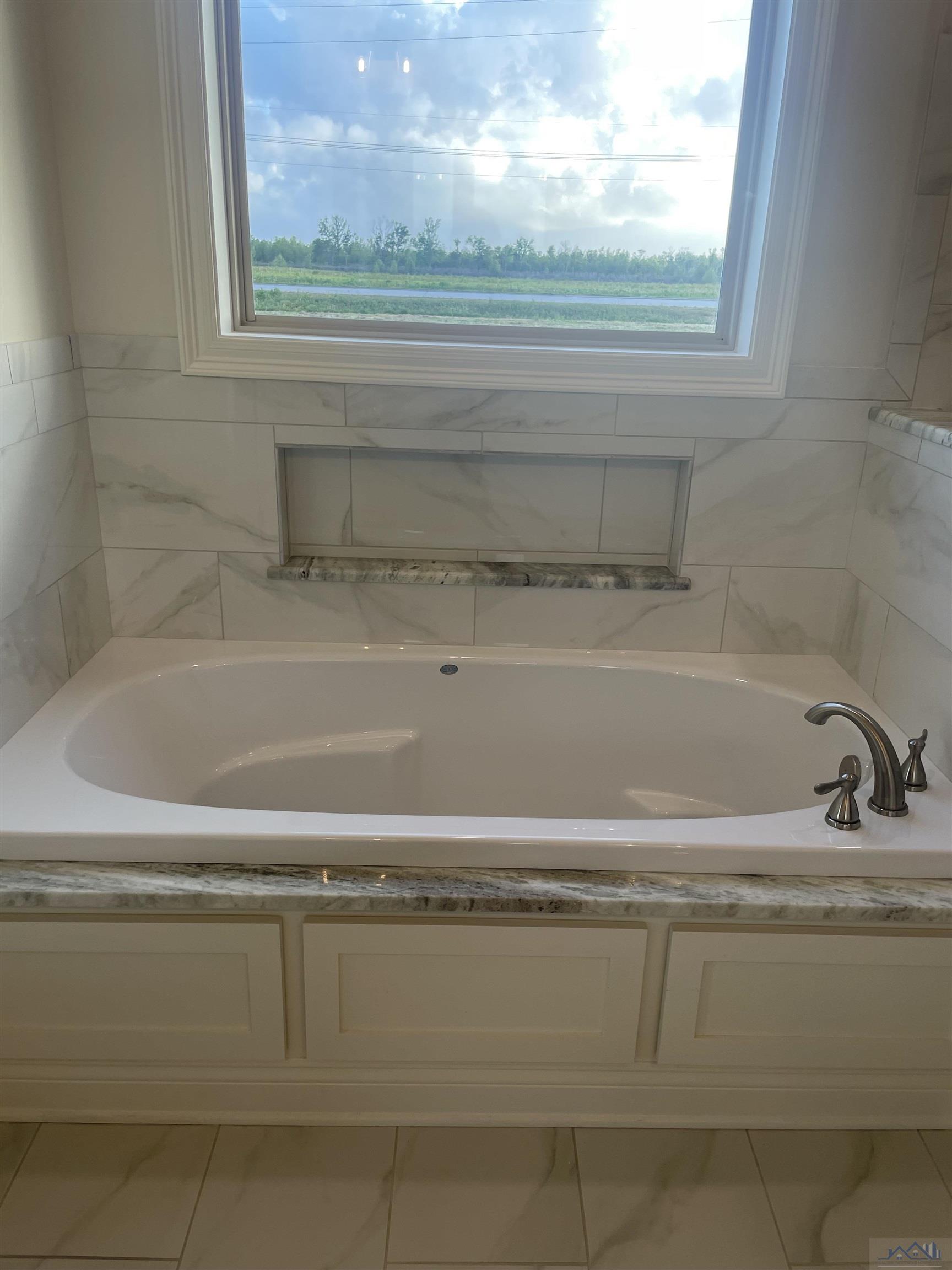 351 Ravensaide Drive