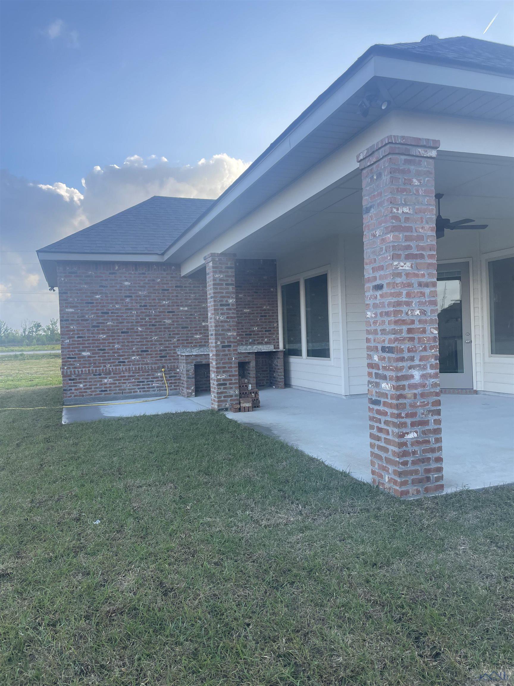351 Ravensaide Drive