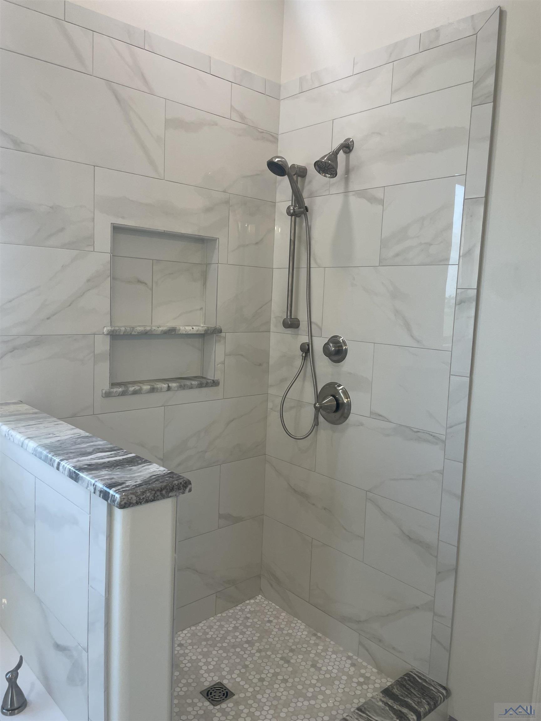 351 Ravensaide Drive