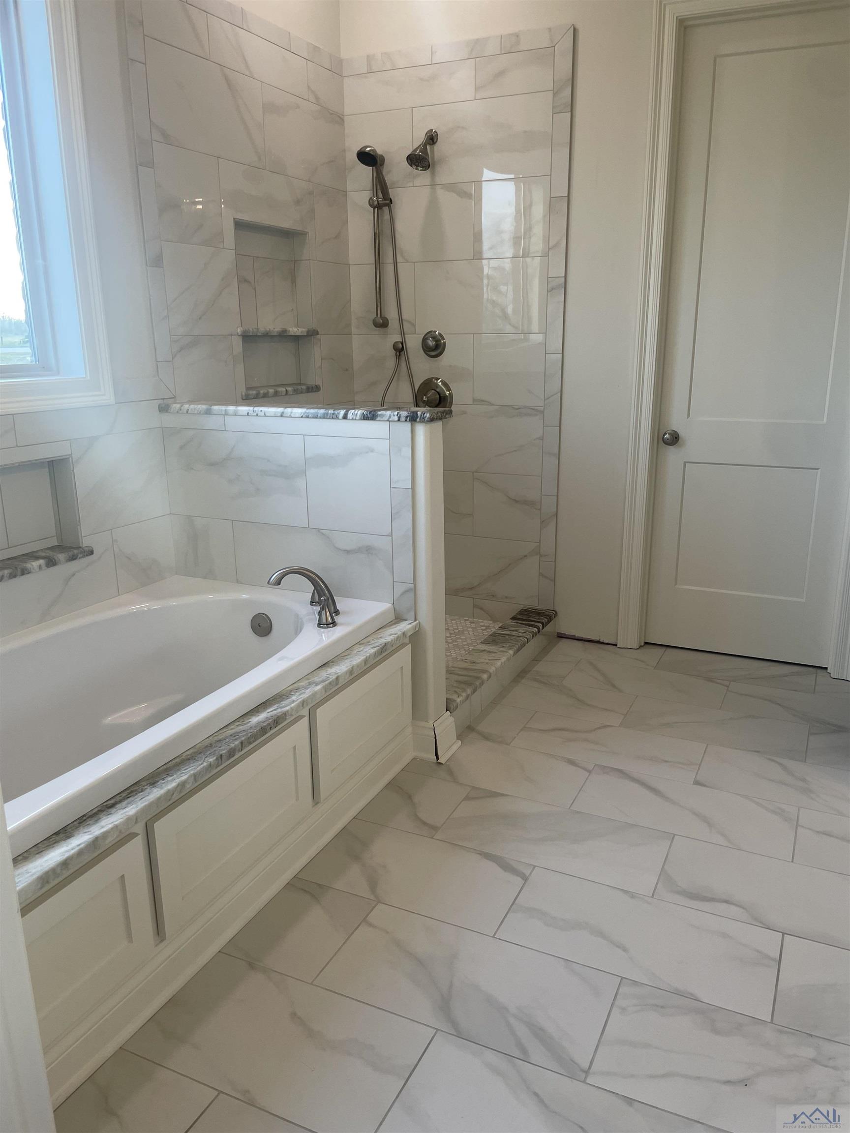 351 Ravensaide Drive