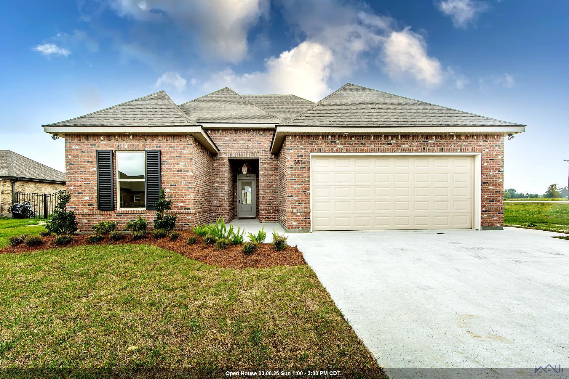 351 Ravensaide Drive