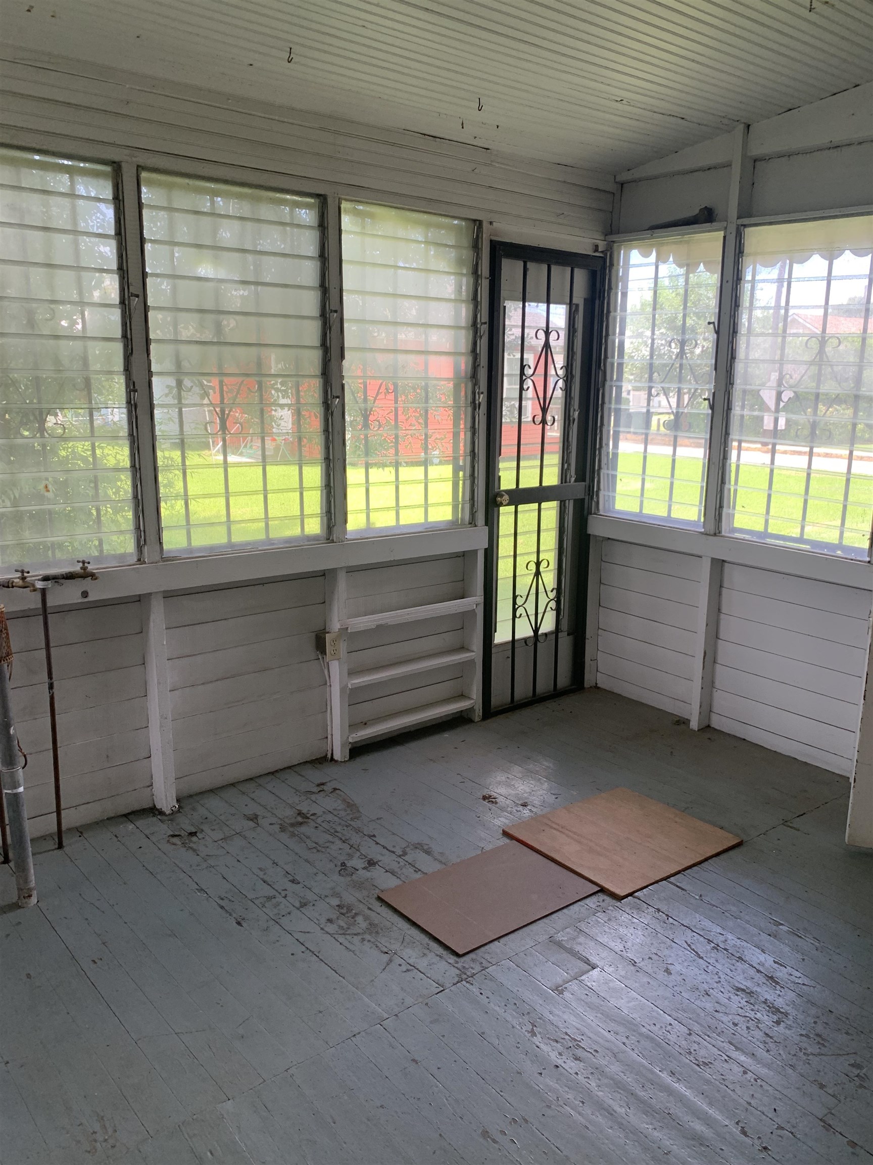 609 Legion Avenue