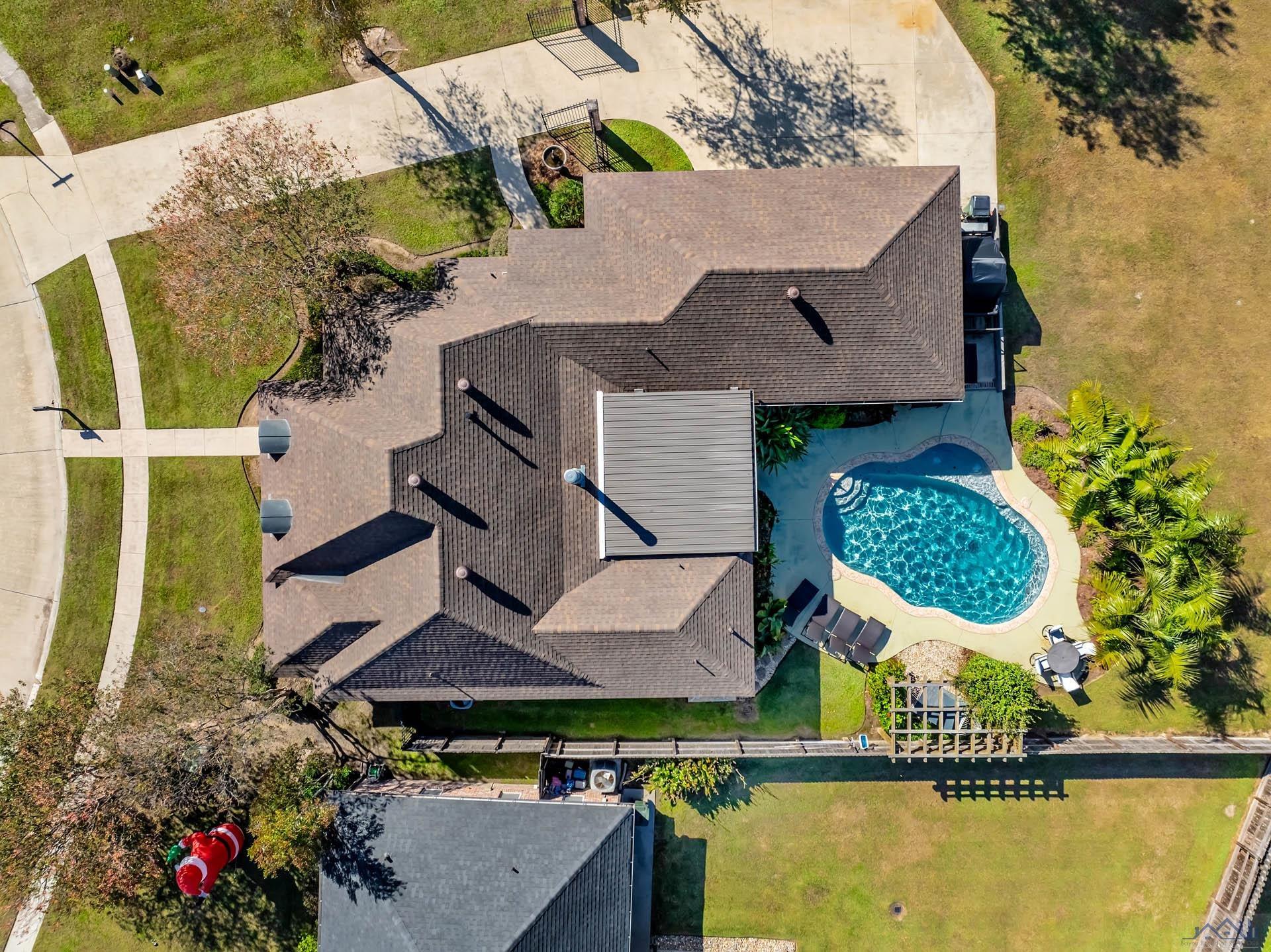 3402 Briarwood Dr