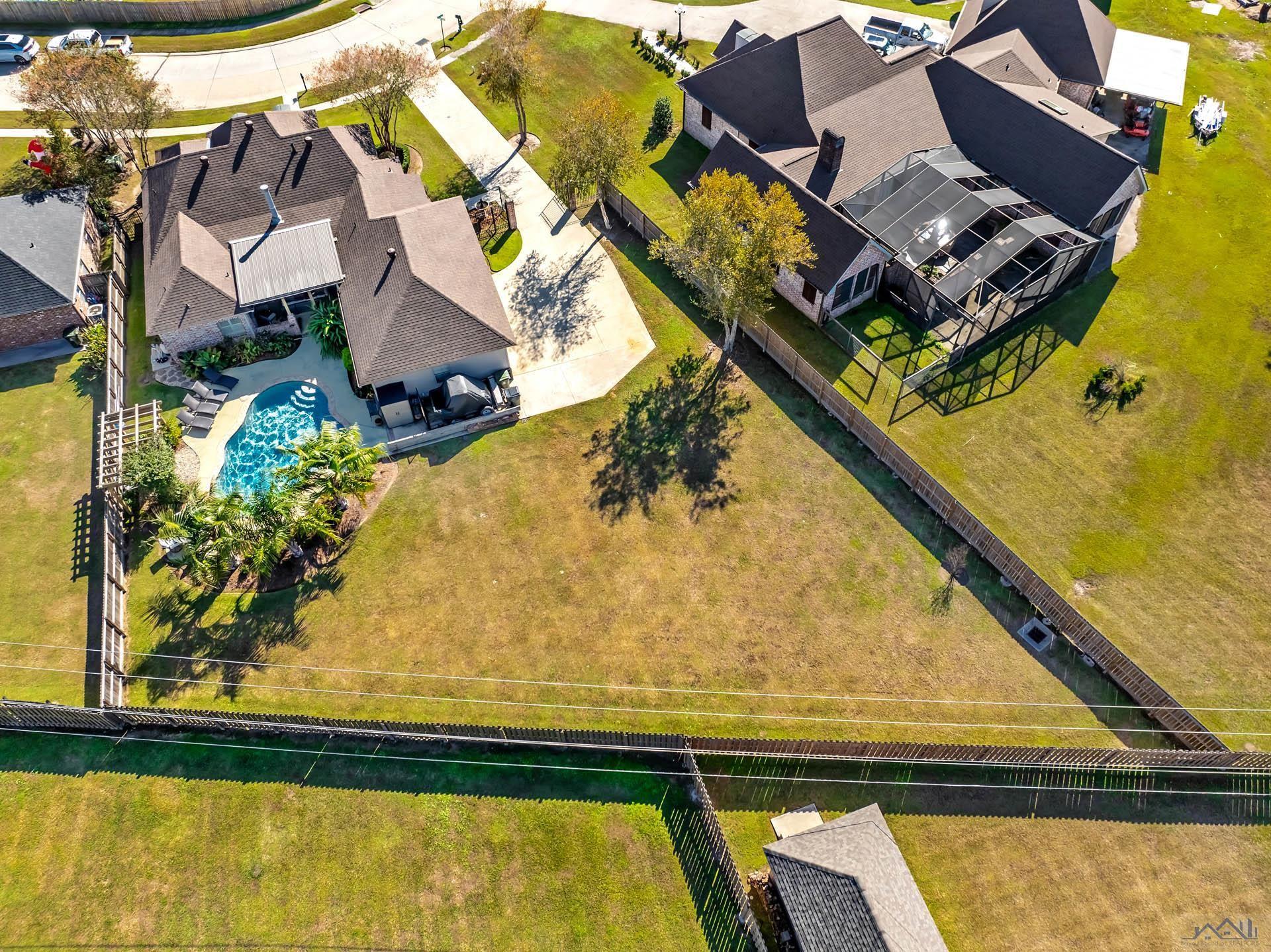 3402 Briarwood Dr