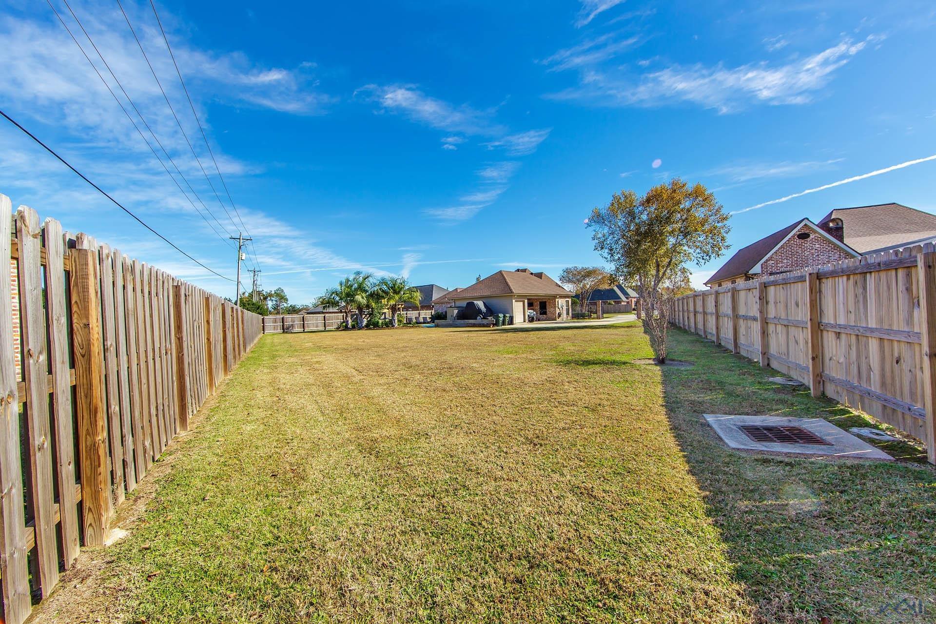 3402 Briarwood Dr