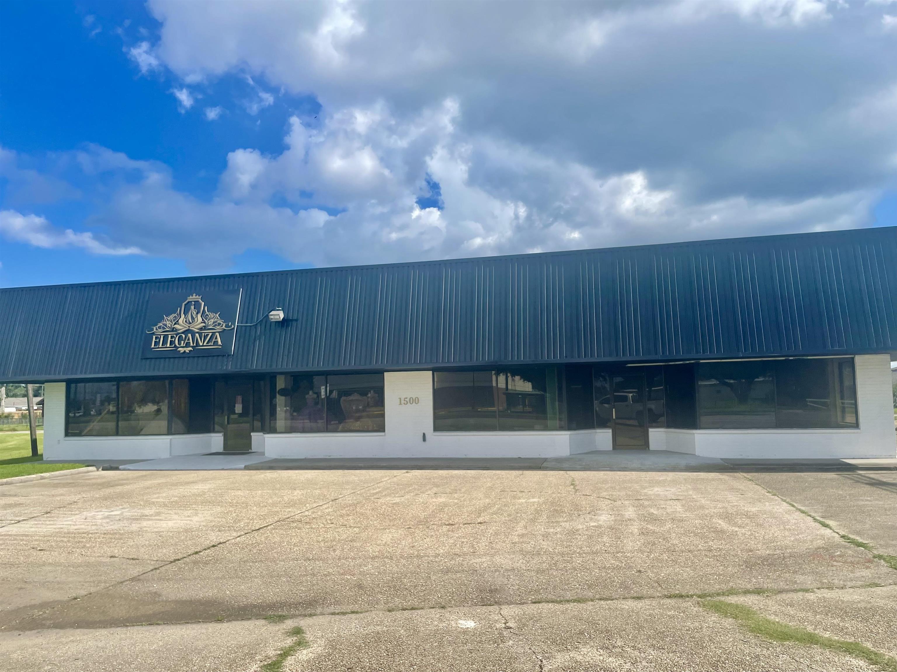 1500 East Tunnel Boulevard