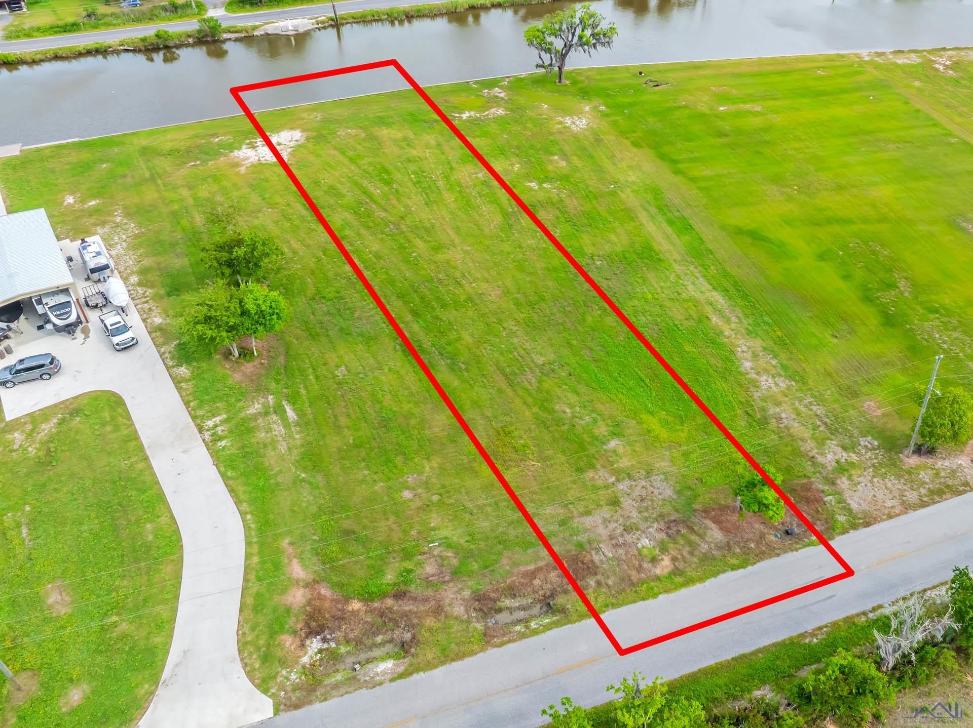 1723 A Dr. Beatrous Road