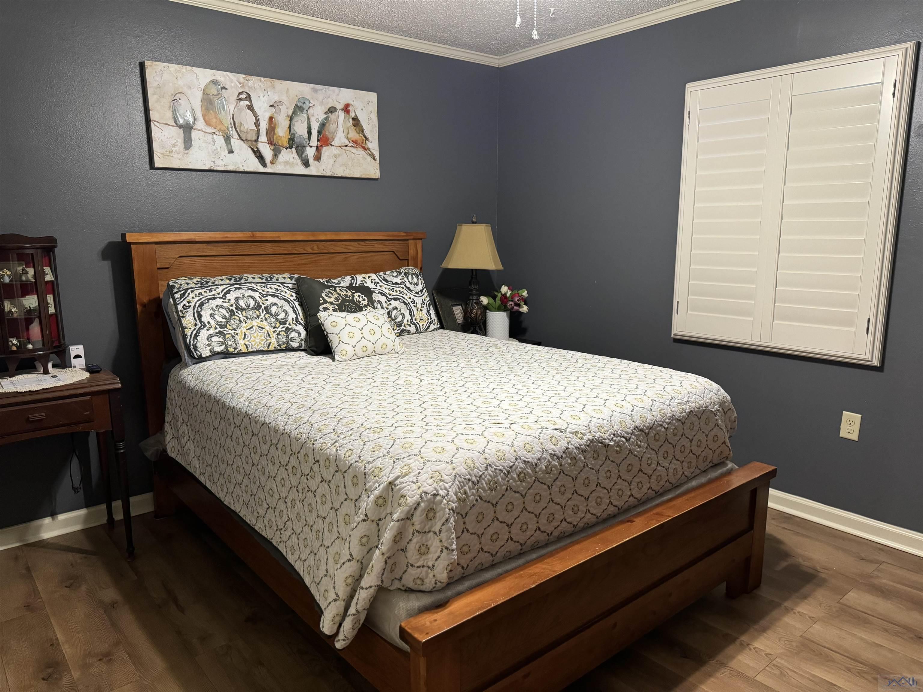 3001 Redwood Circle