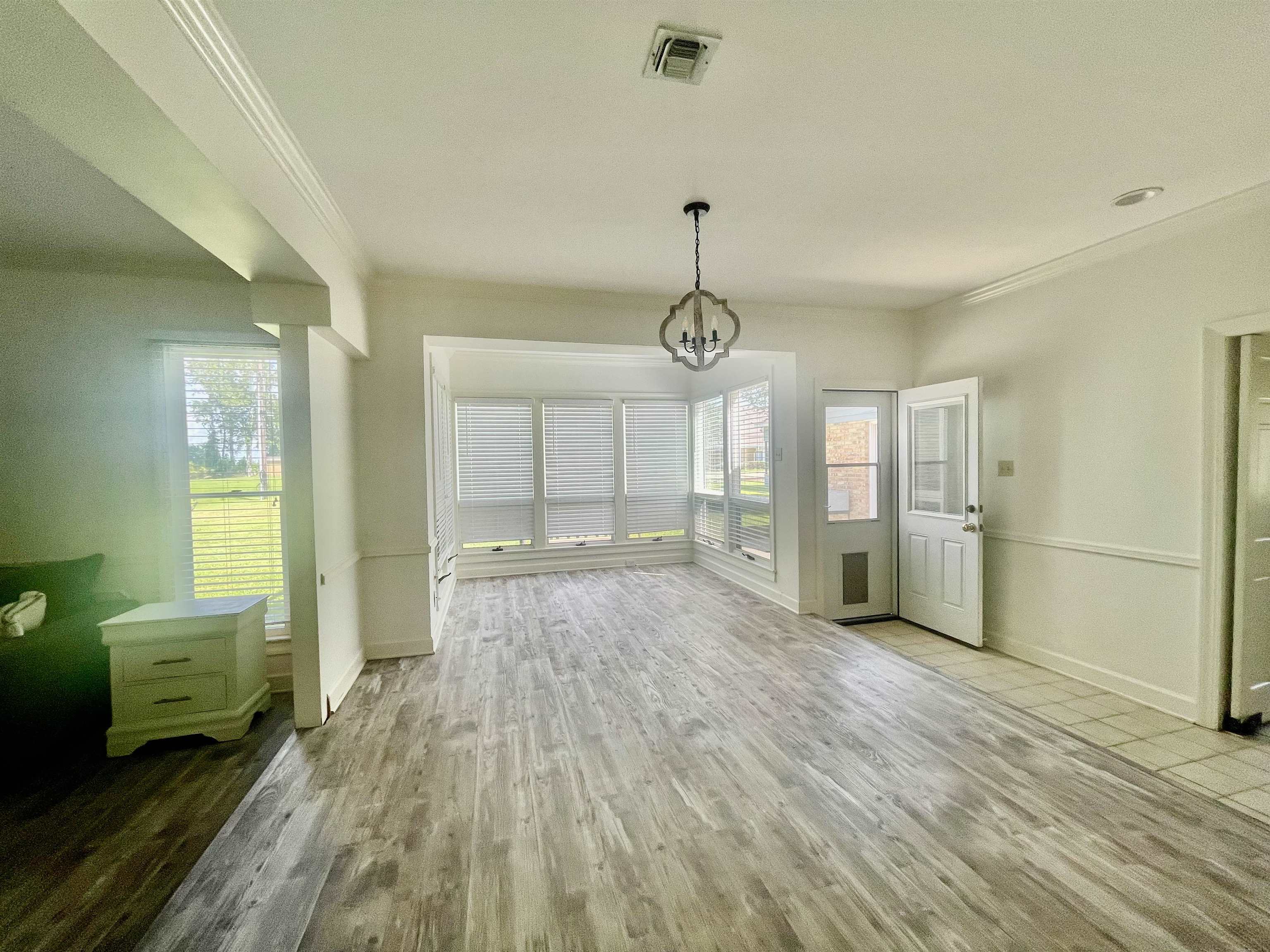 104 Talbot Dr