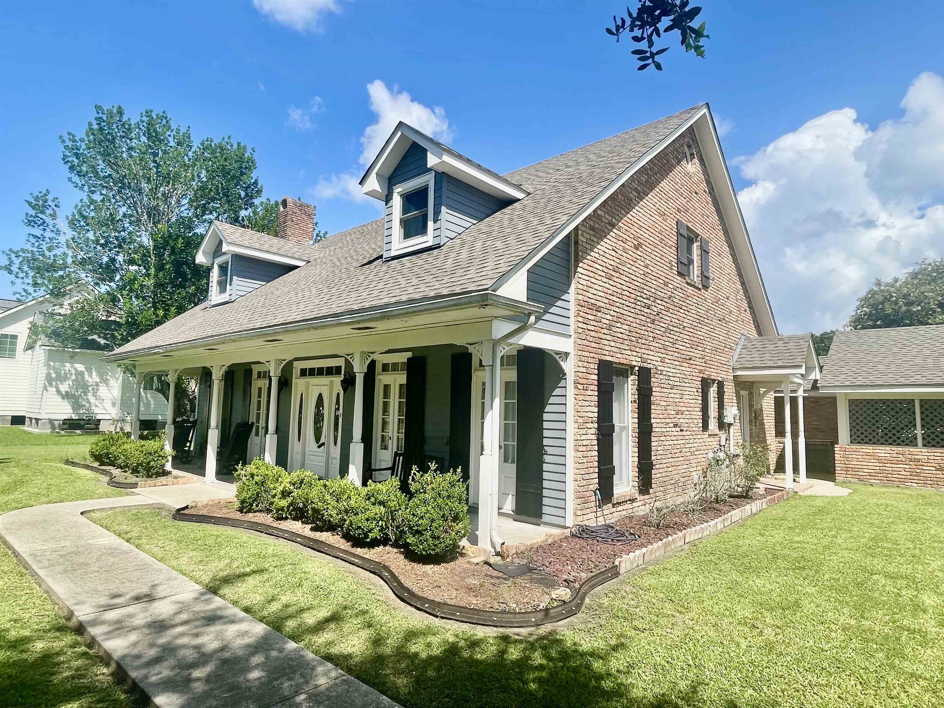 104 Talbot Dr