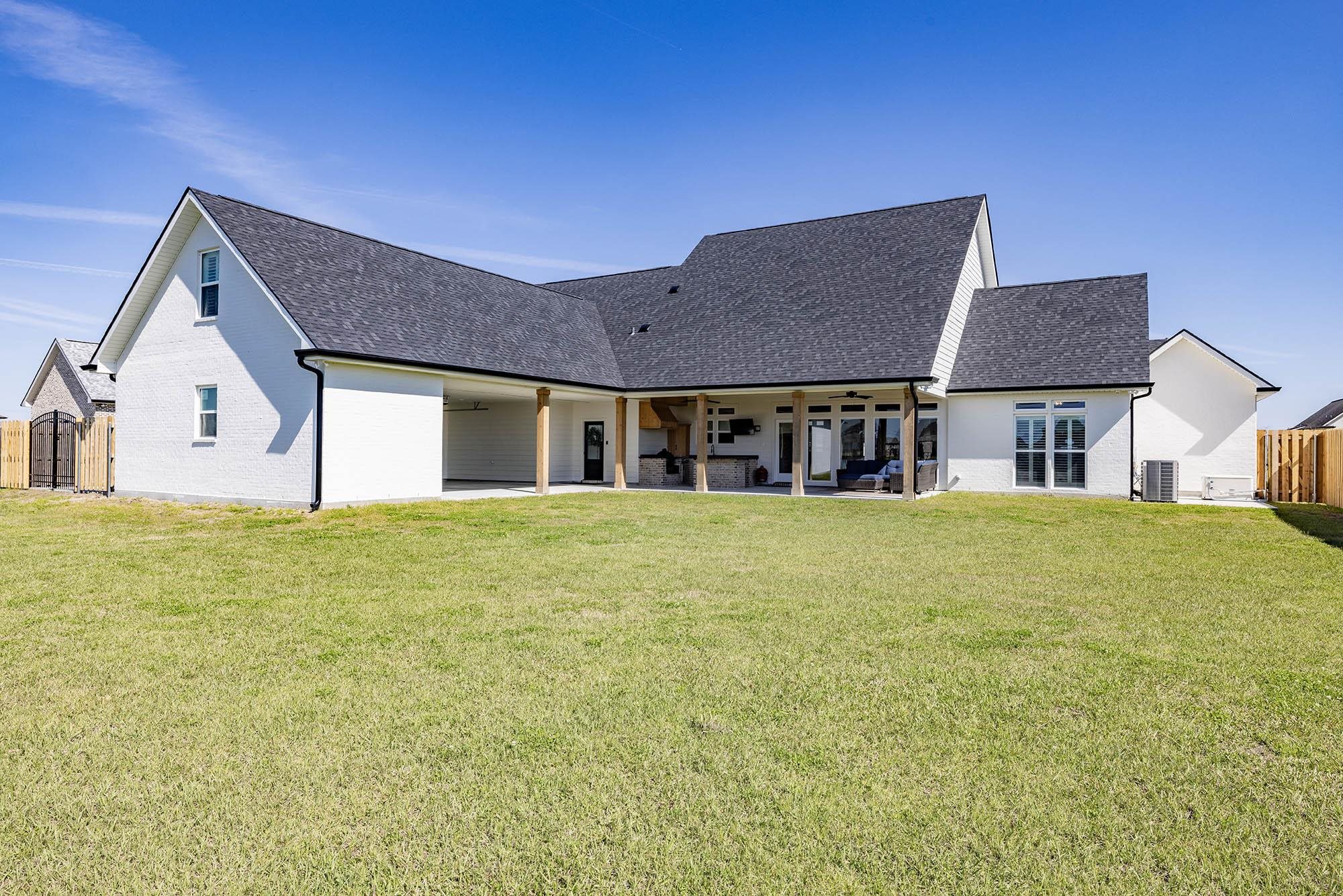 240 Waterford Dr