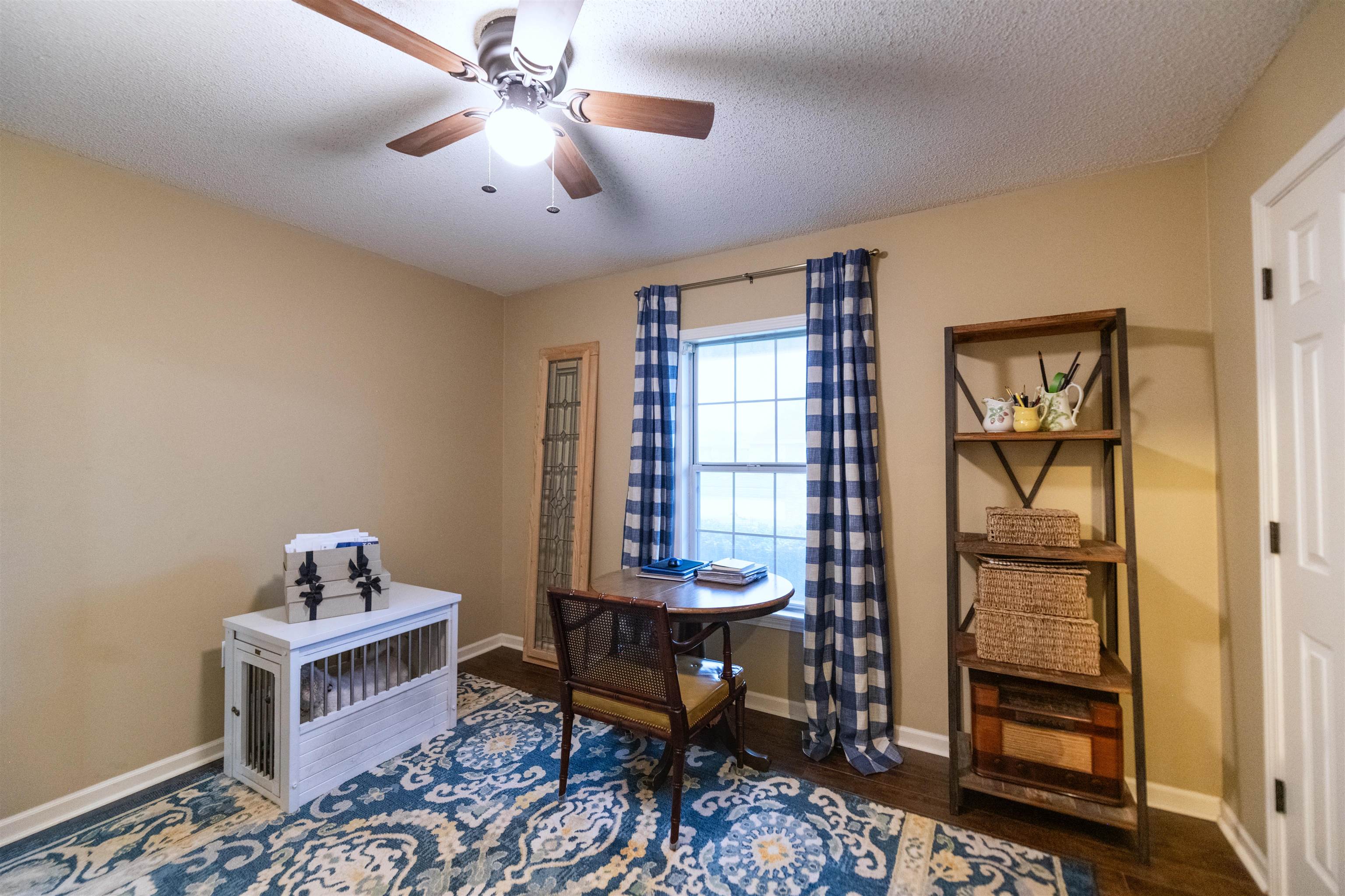 228 Windward Dr