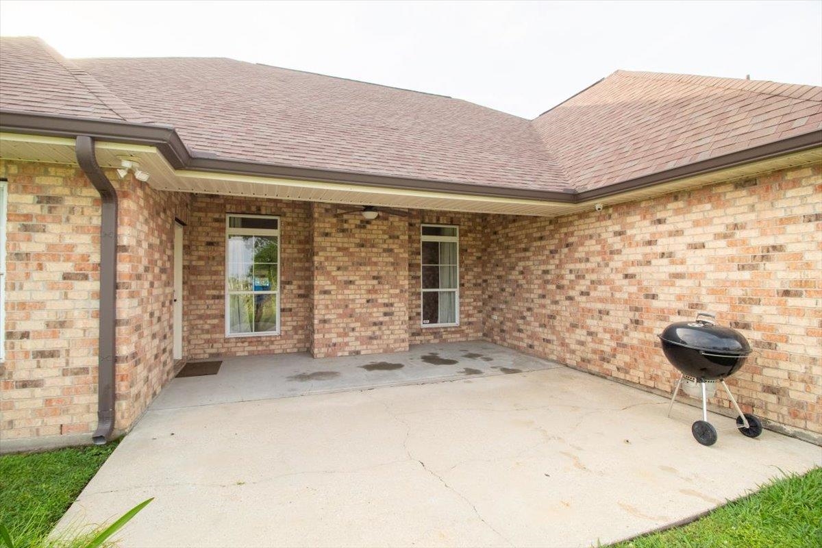 305 Lake Decade Ct