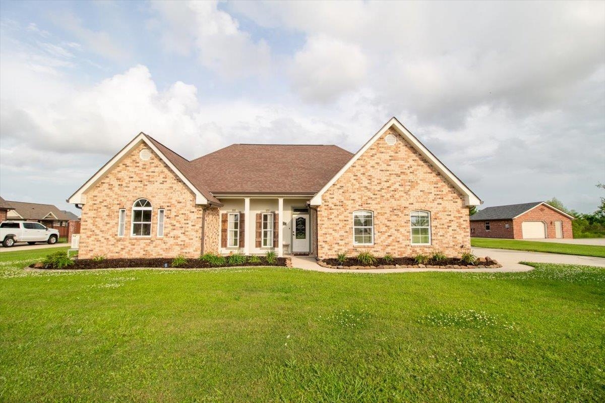 305 Lake Decade Ct